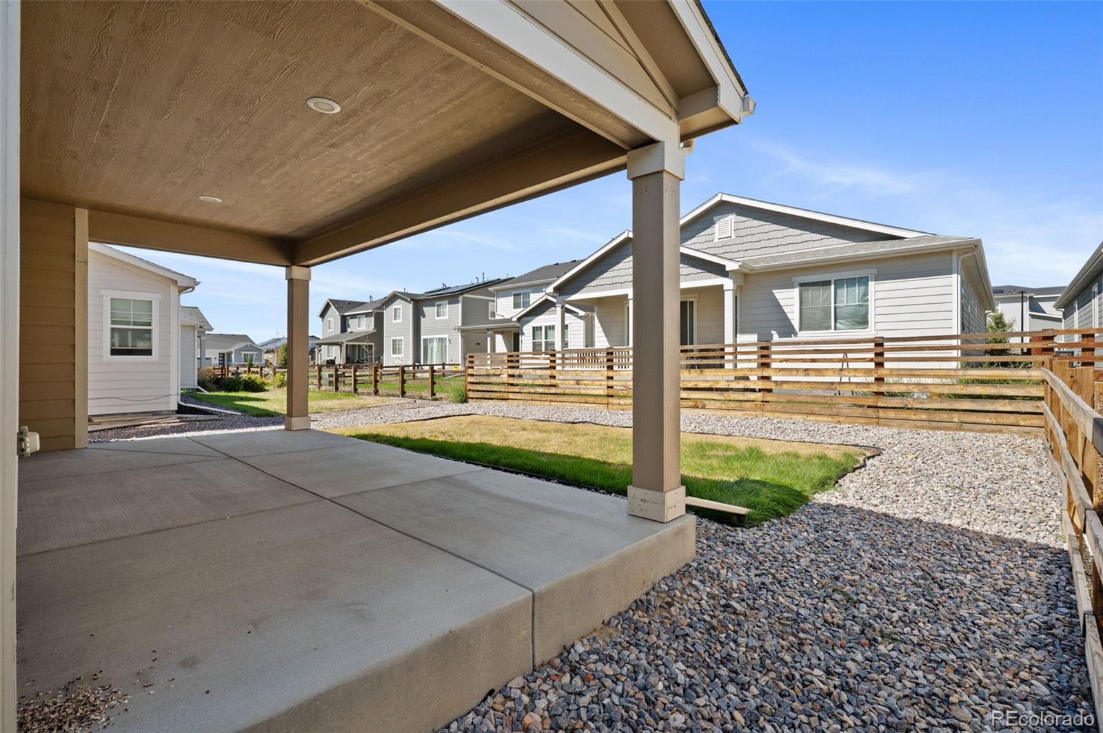 MLS Image #33 for 24231 e 40th avenue,aurora, Colorado