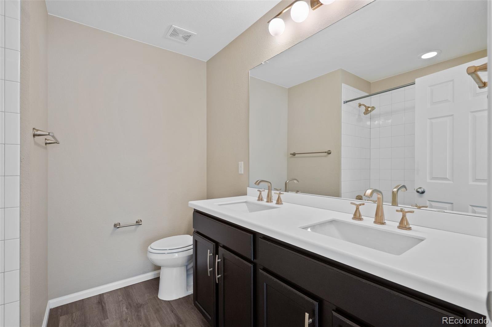 MLS Image #34 for 24231 e 40th avenue,aurora, Colorado
