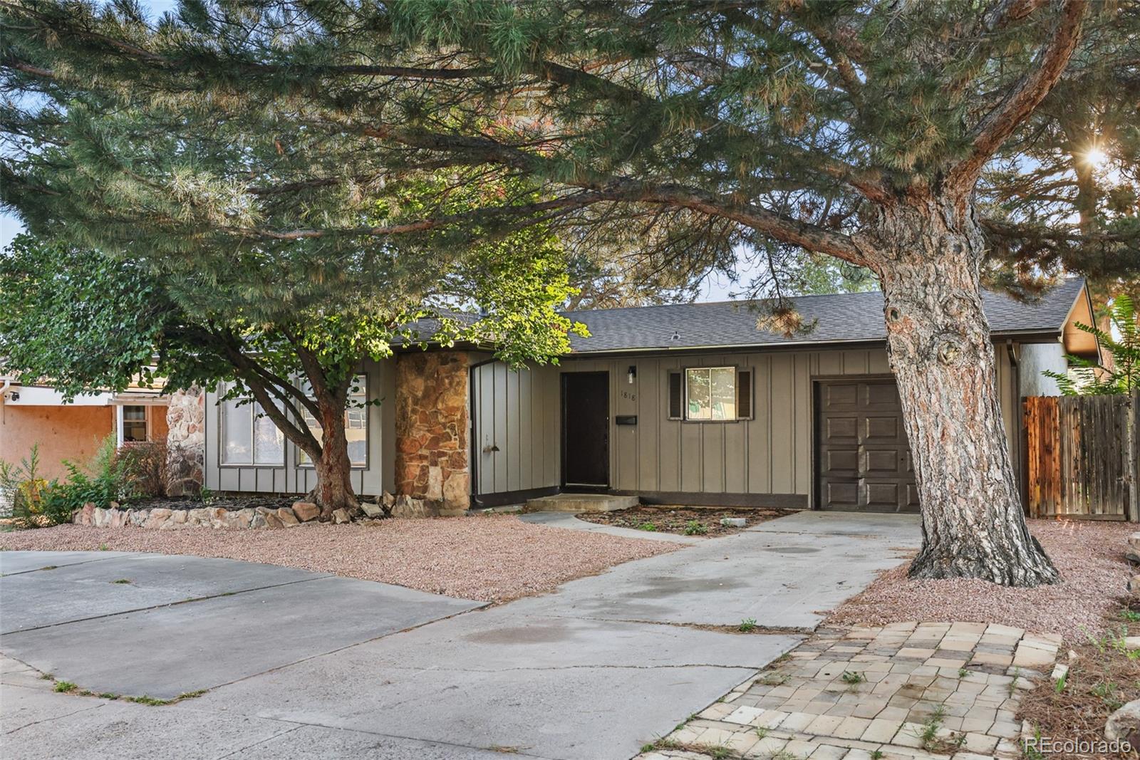 MLS Image #2 for 1818  maplewood drive,pueblo, Colorado