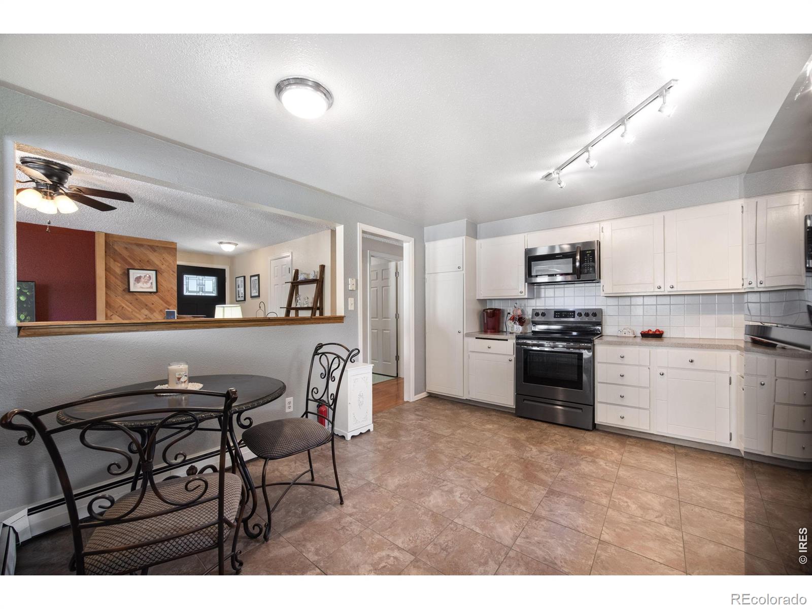 MLS Image #14 for 318  22nd street,loveland, Colorado