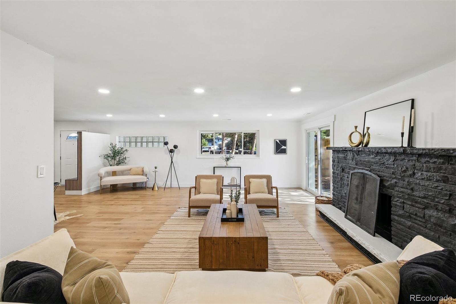 MLS Image #3 for 6168  lee street,arvada, Colorado
