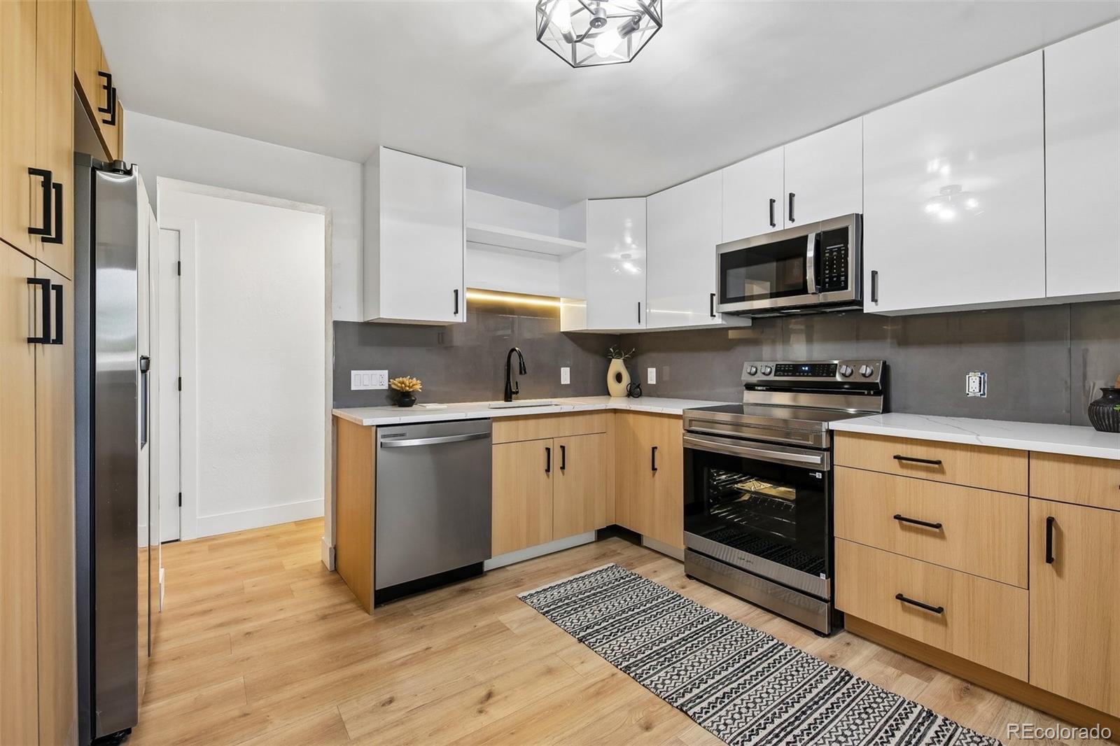 MLS Image #5 for 6168  lee street,arvada, Colorado