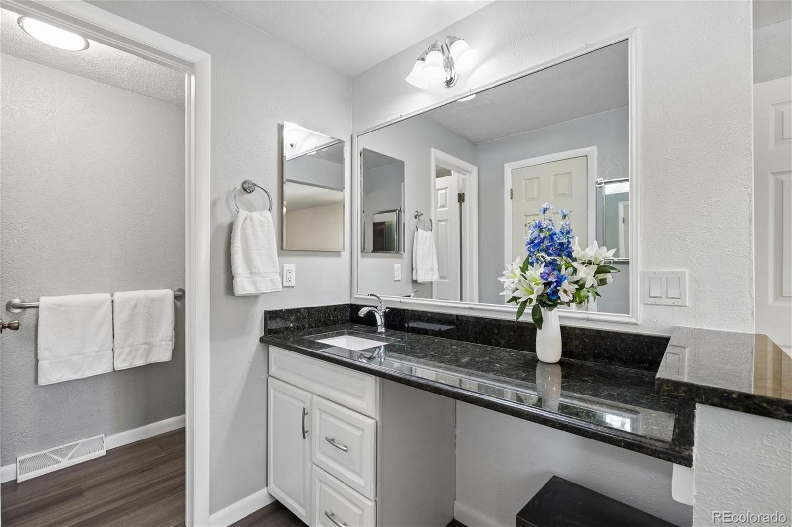 MLS Image #18 for 5333 w canyon trail,littleton, Colorado