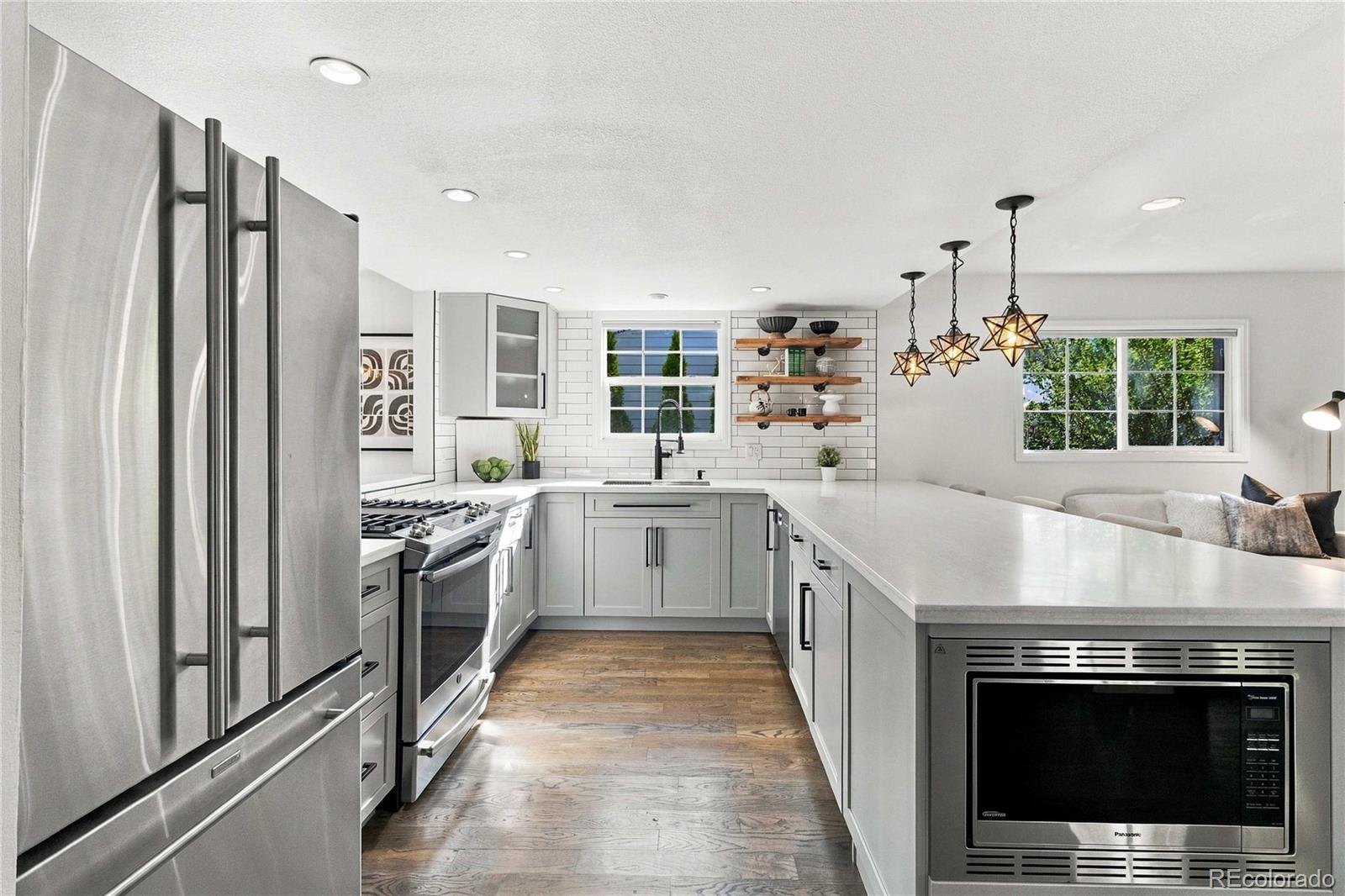 MLS Image #12 for 7452 e jarvis place,denver, Colorado