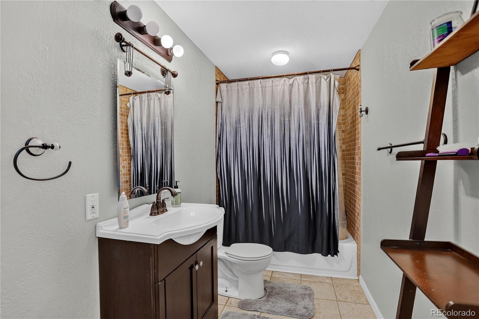 MLS Image #25 for 6418 s harlan way,littleton, Colorado