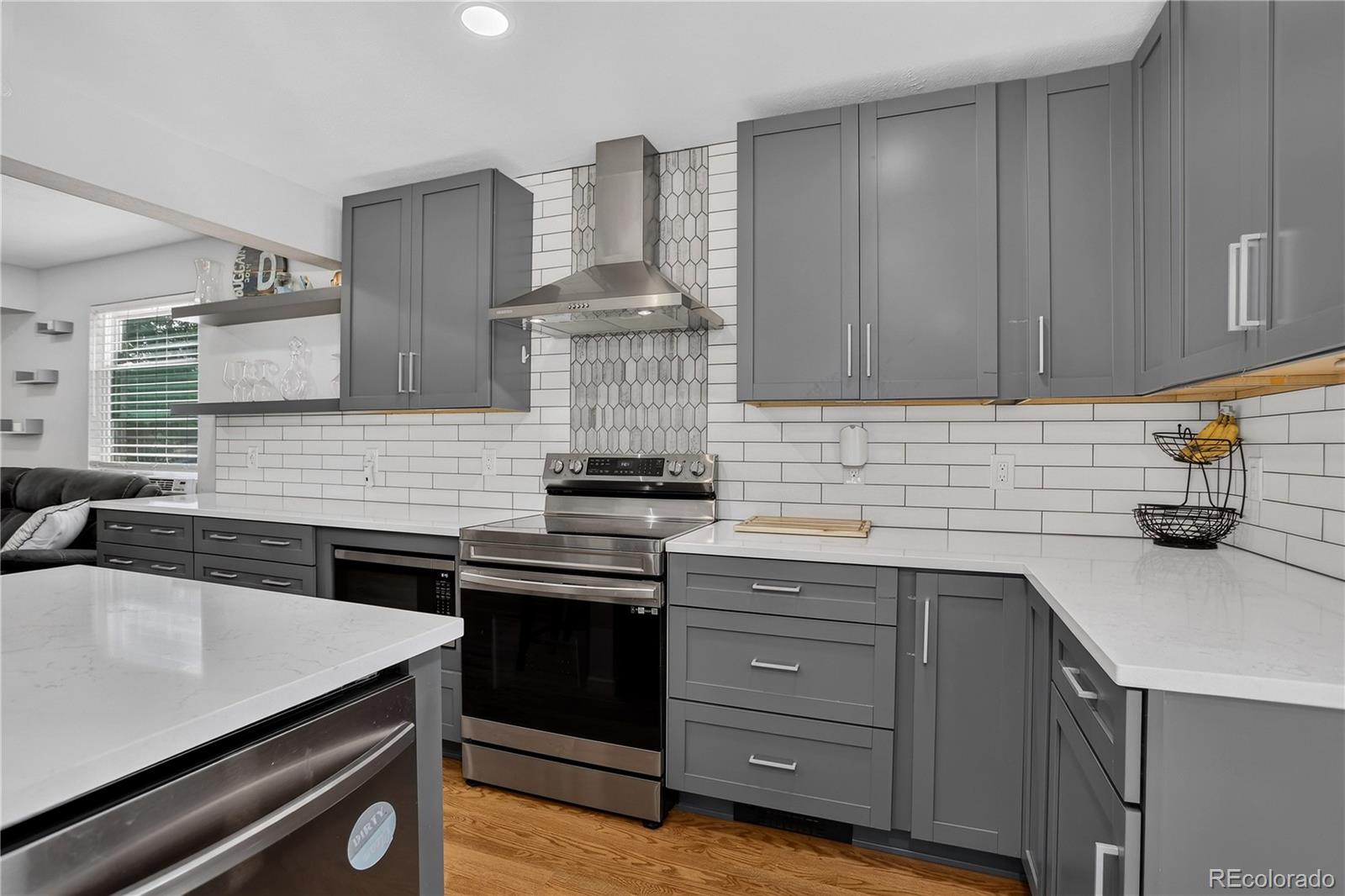MLS Image #6 for 6418 s harlan way,littleton, Colorado