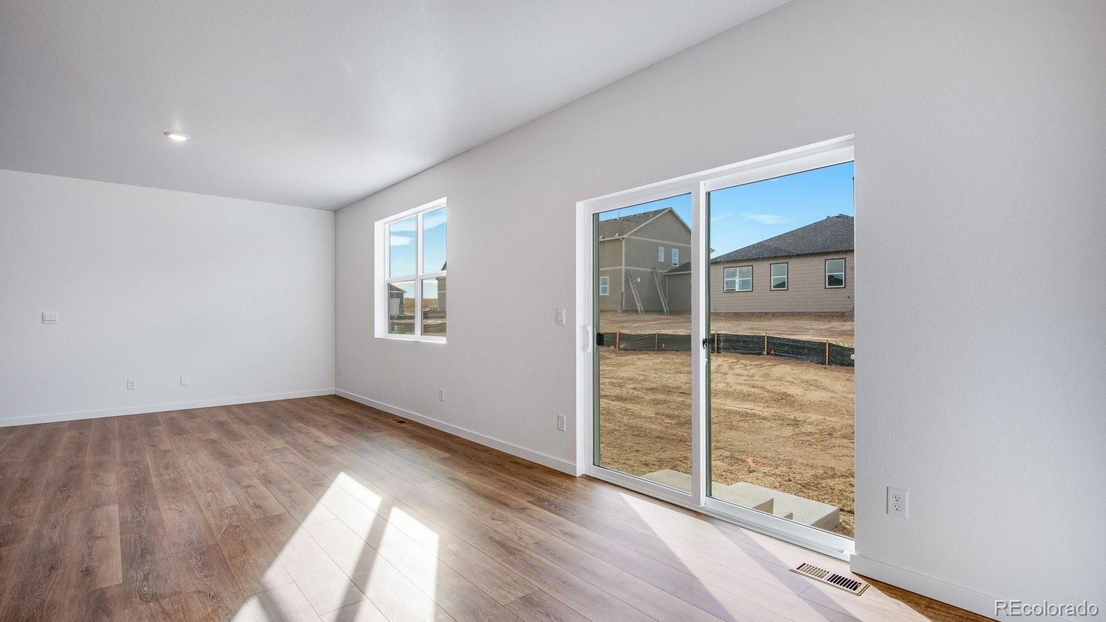 MLS Image #20 for 9934  danube court,commerce city, Colorado