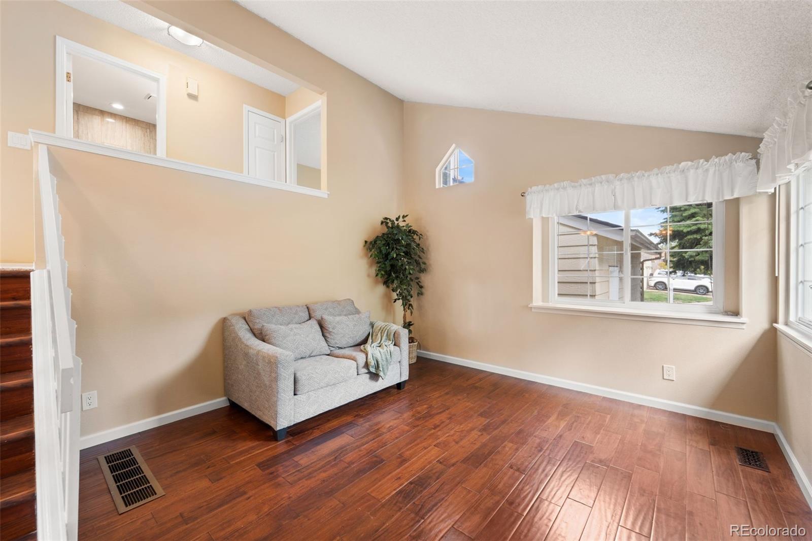 MLS Image #3 for 531  arden circle,highlands ranch, Colorado