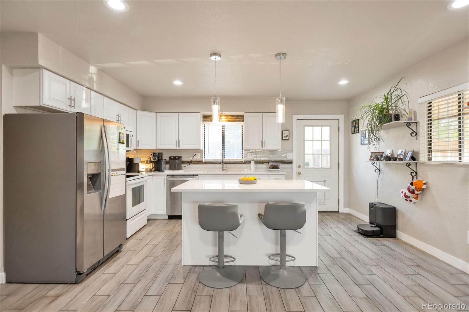 MLS Image #5 for 3250 w walsh place,denver, Colorado