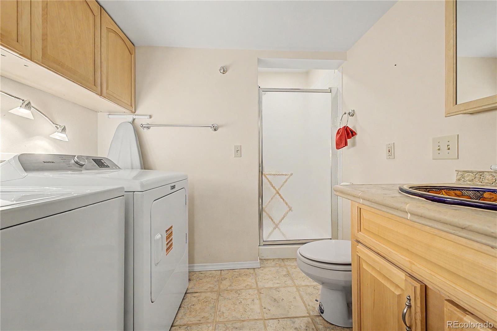 MLS Image #25 for 1560 s quebec way,denver, Colorado