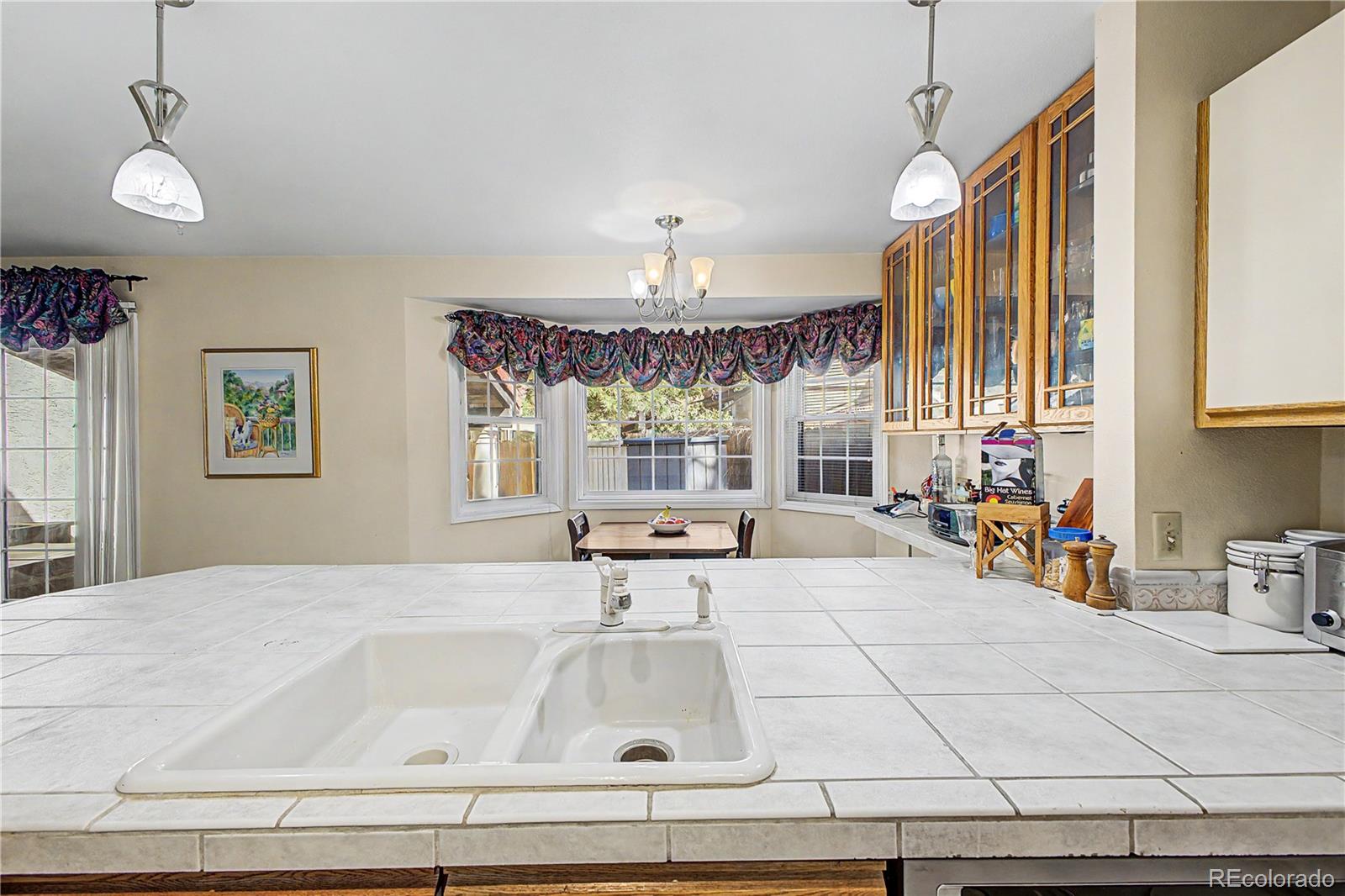 MLS Image #9 for 1560 s quebec way,denver, Colorado