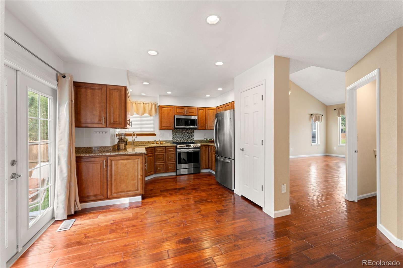 MLS Image #6 for 975  cobblestone drive,highlands ranch, Colorado