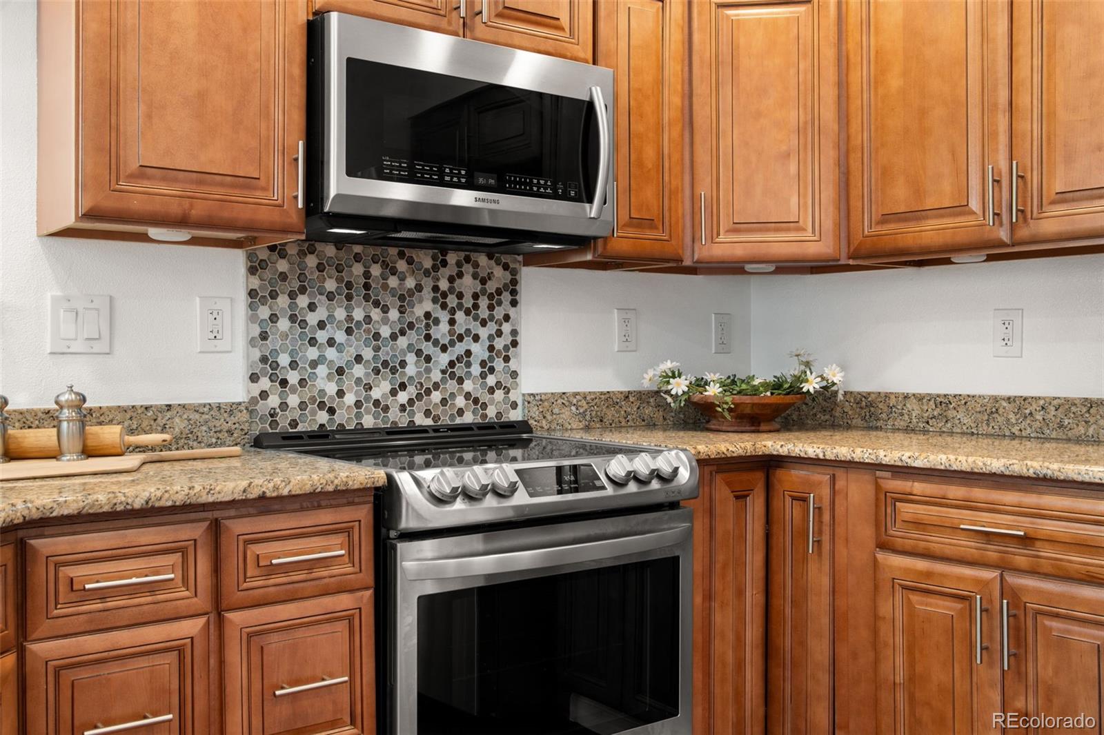 MLS Image #9 for 975  cobblestone drive,highlands ranch, Colorado