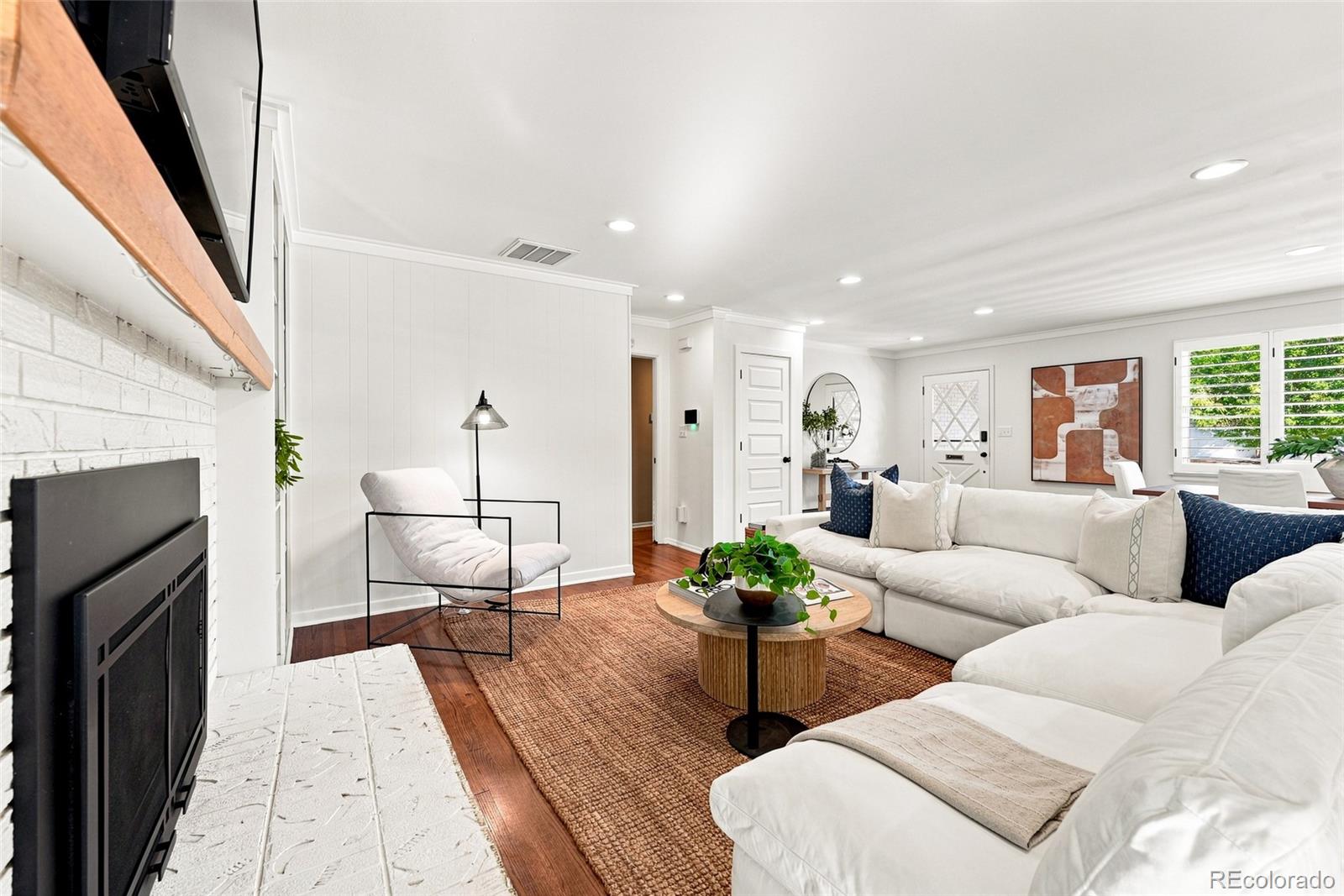 MLS Image #10 for 3945 s jersey street,denver, Colorado
