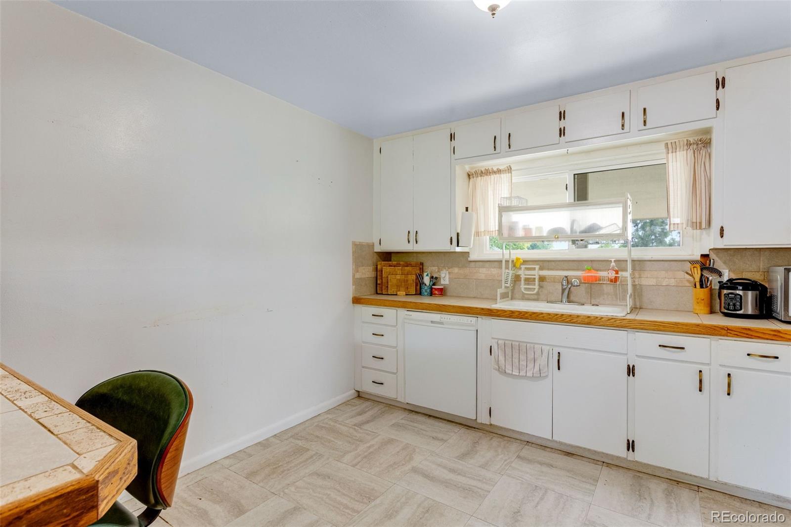 MLS Image #10 for 110  25th avenue,greeley, Colorado