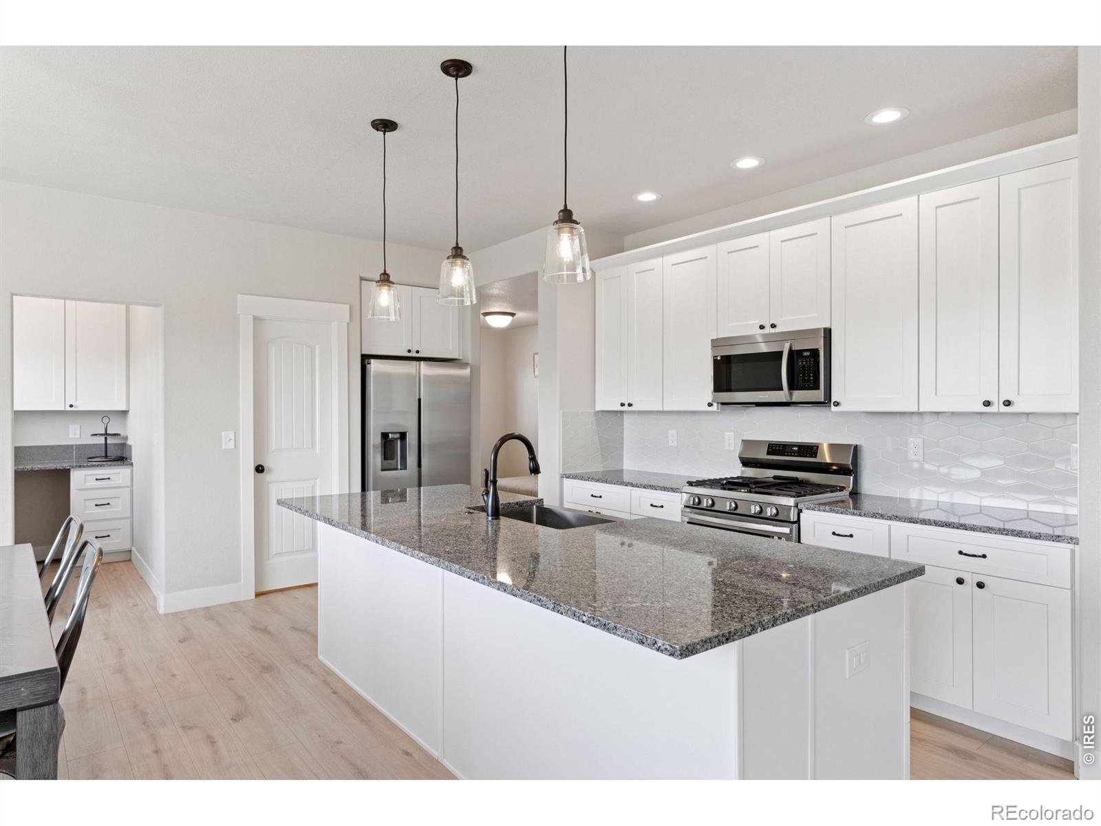 MLS Image #8 for 5547  drake way,frederick, Colorado