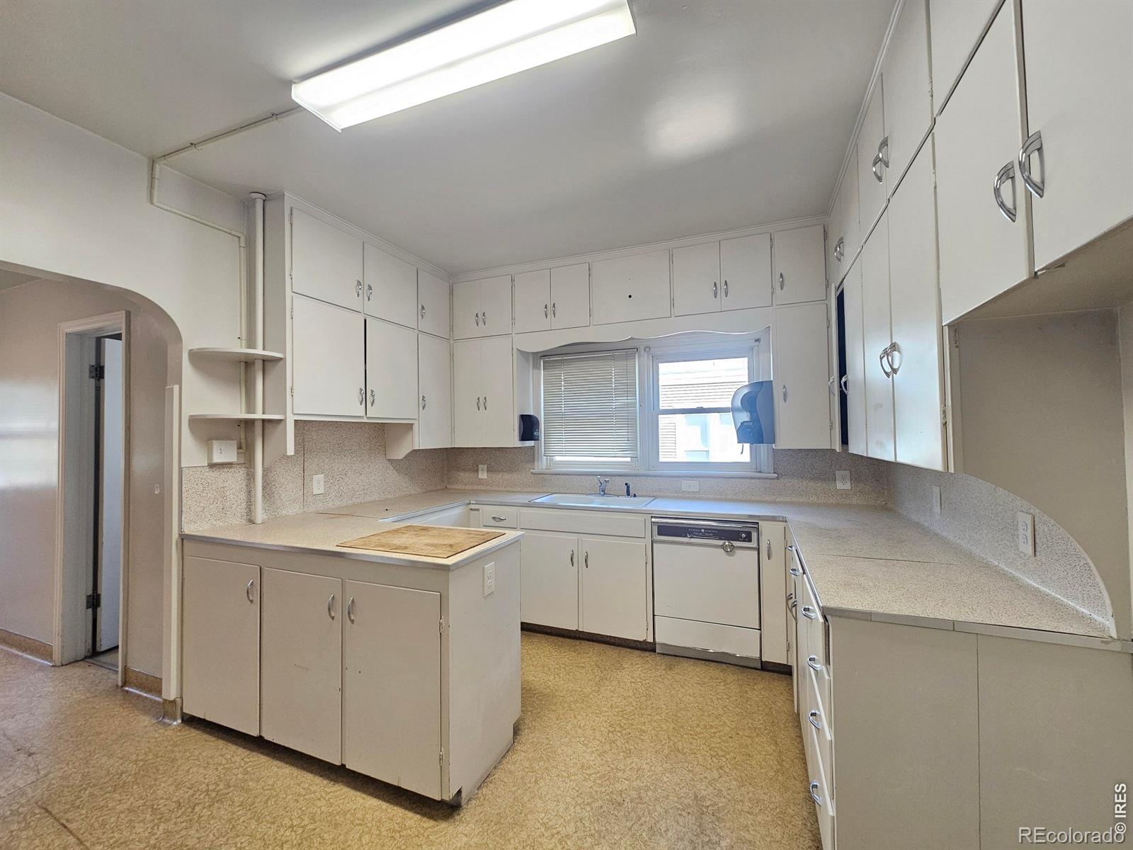 MLS Image #7 for 1855  10th avenue,greeley, Colorado