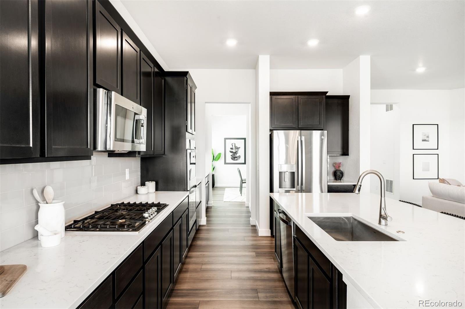 MLS Image #9 for 15920  willow way,thornton, Colorado