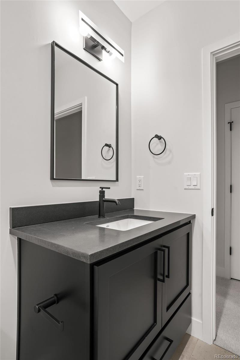 MLS Image #13 for 574  adams street,denver, Colorado