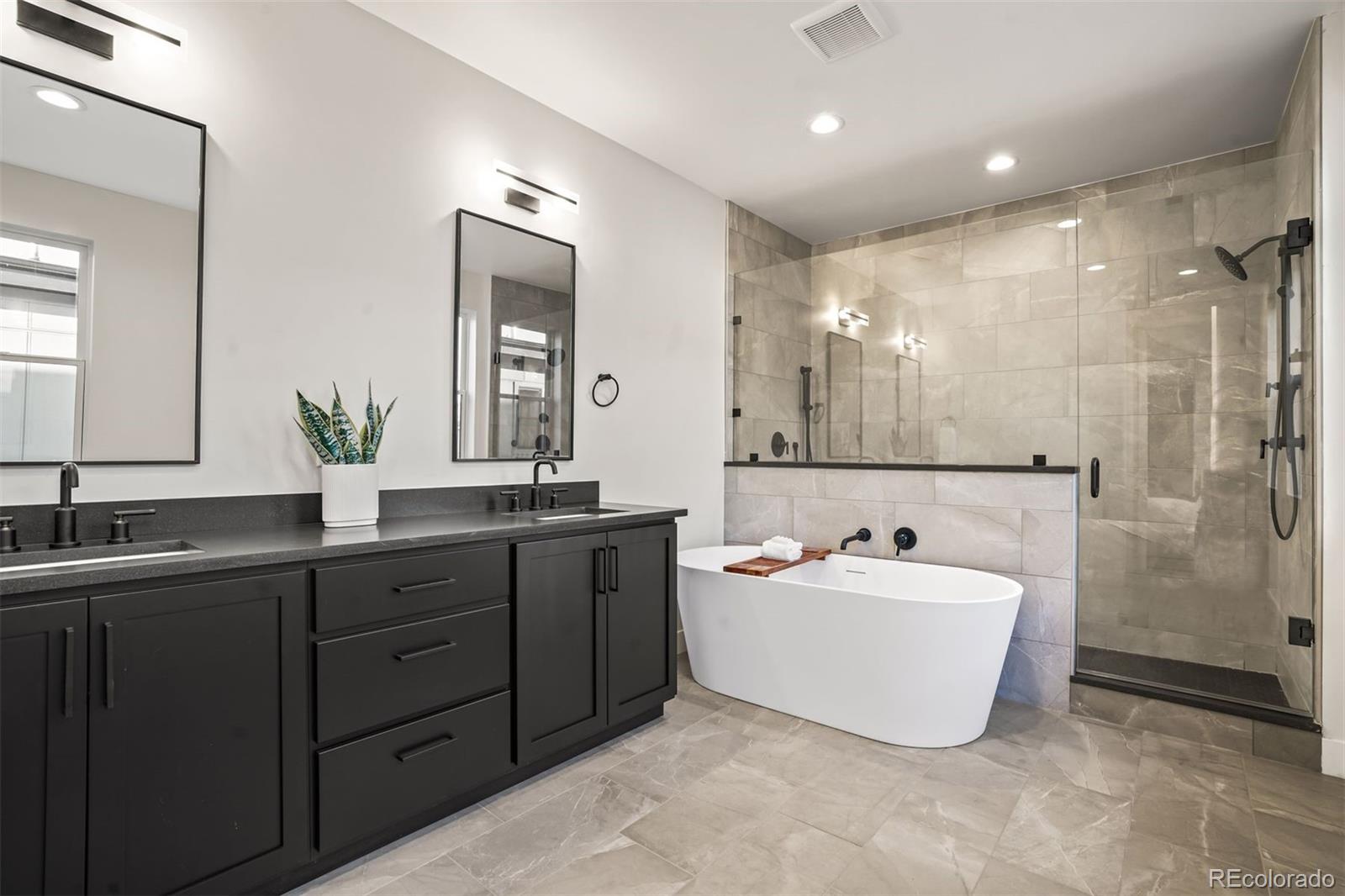 MLS Image #9 for 574  adams street,denver, Colorado