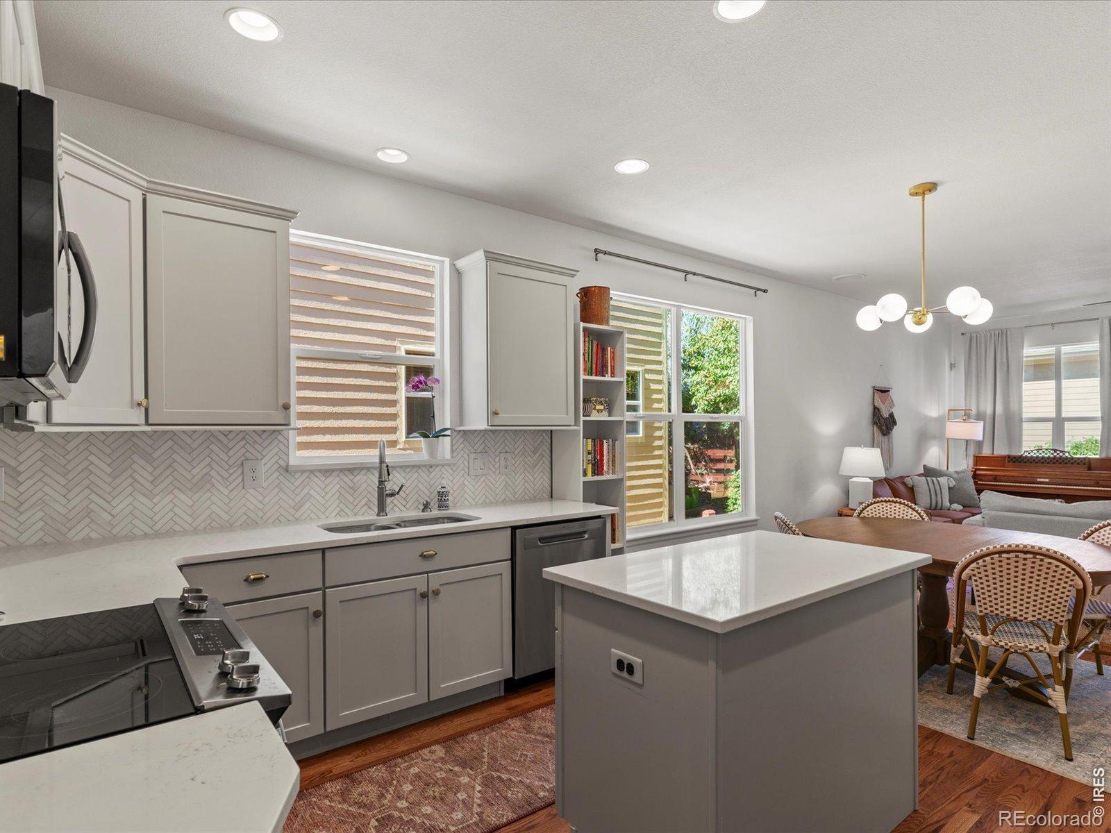 MLS Image #16 for 2215  creekside drive,longmont, Colorado