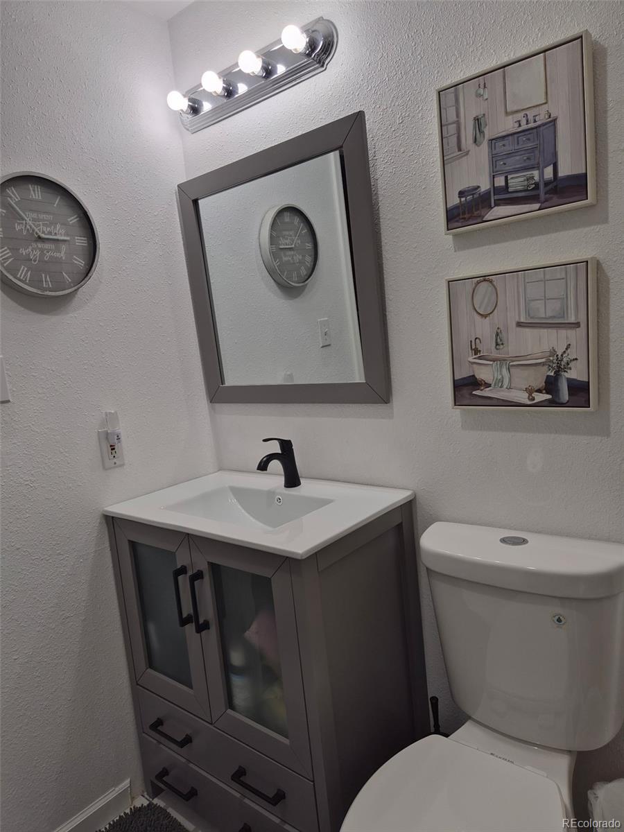 MLS Image #14 for 13517 w alaska drive,denver, Colorado