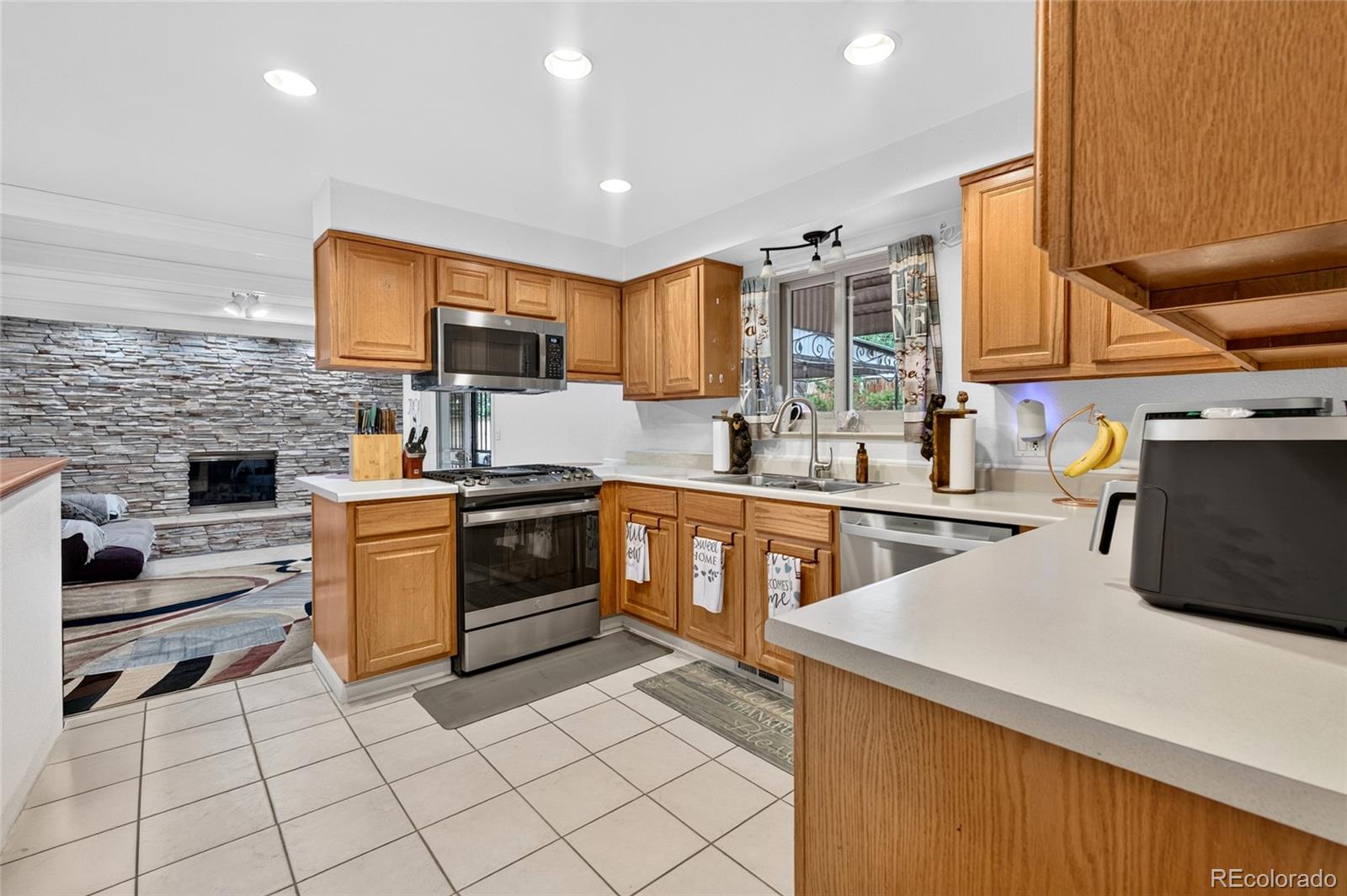 MLS Image #7 for 13517 w alaska drive,denver, Colorado