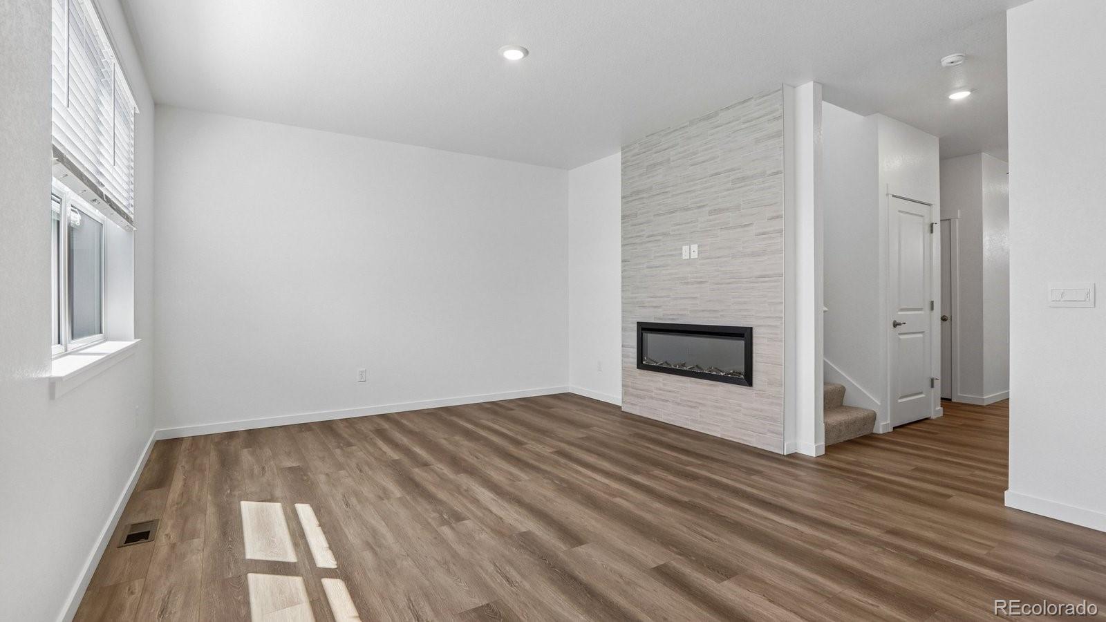 MLS Image #4 for 1251  pinnacle avenue,lochbuie, Colorado