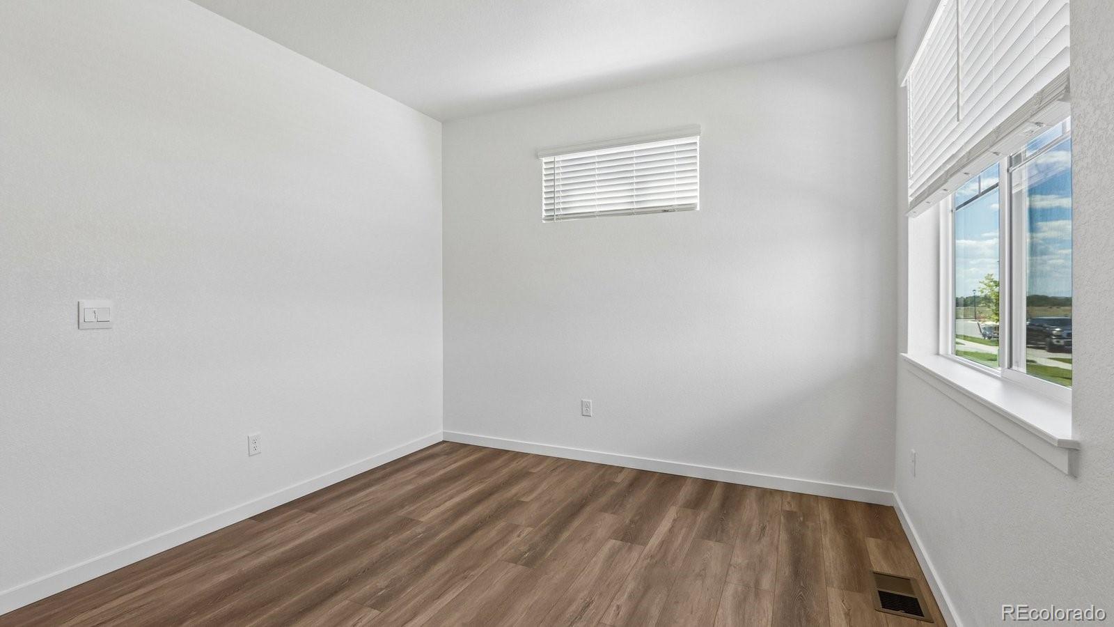 MLS Image #8 for 1251  pinnacle avenue,lochbuie, Colorado