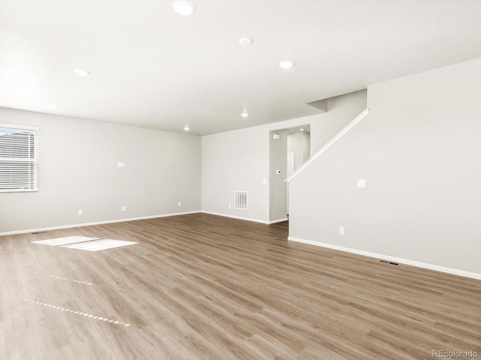 MLS Image #5 for 12094 e 101st avenue,commerce city, Colorado