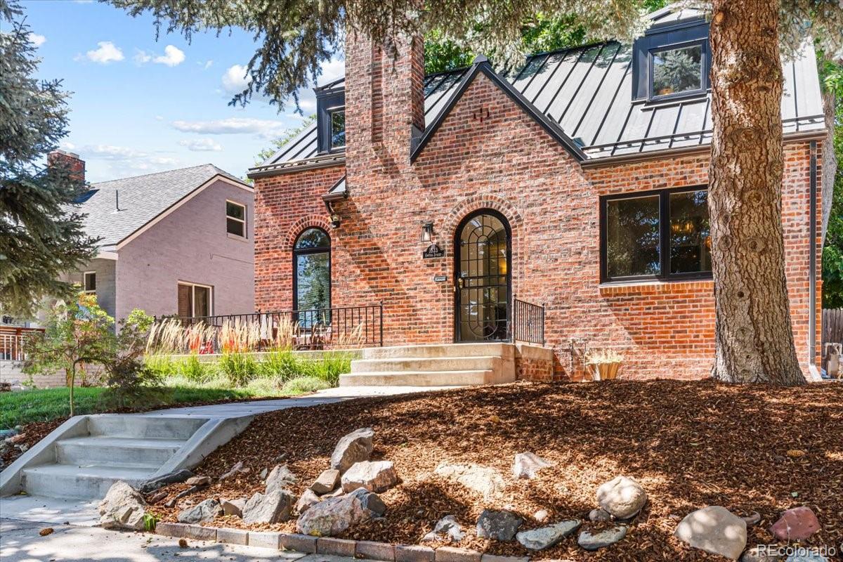 MLS Image #3 for 1533 n oneida street,denver, Colorado