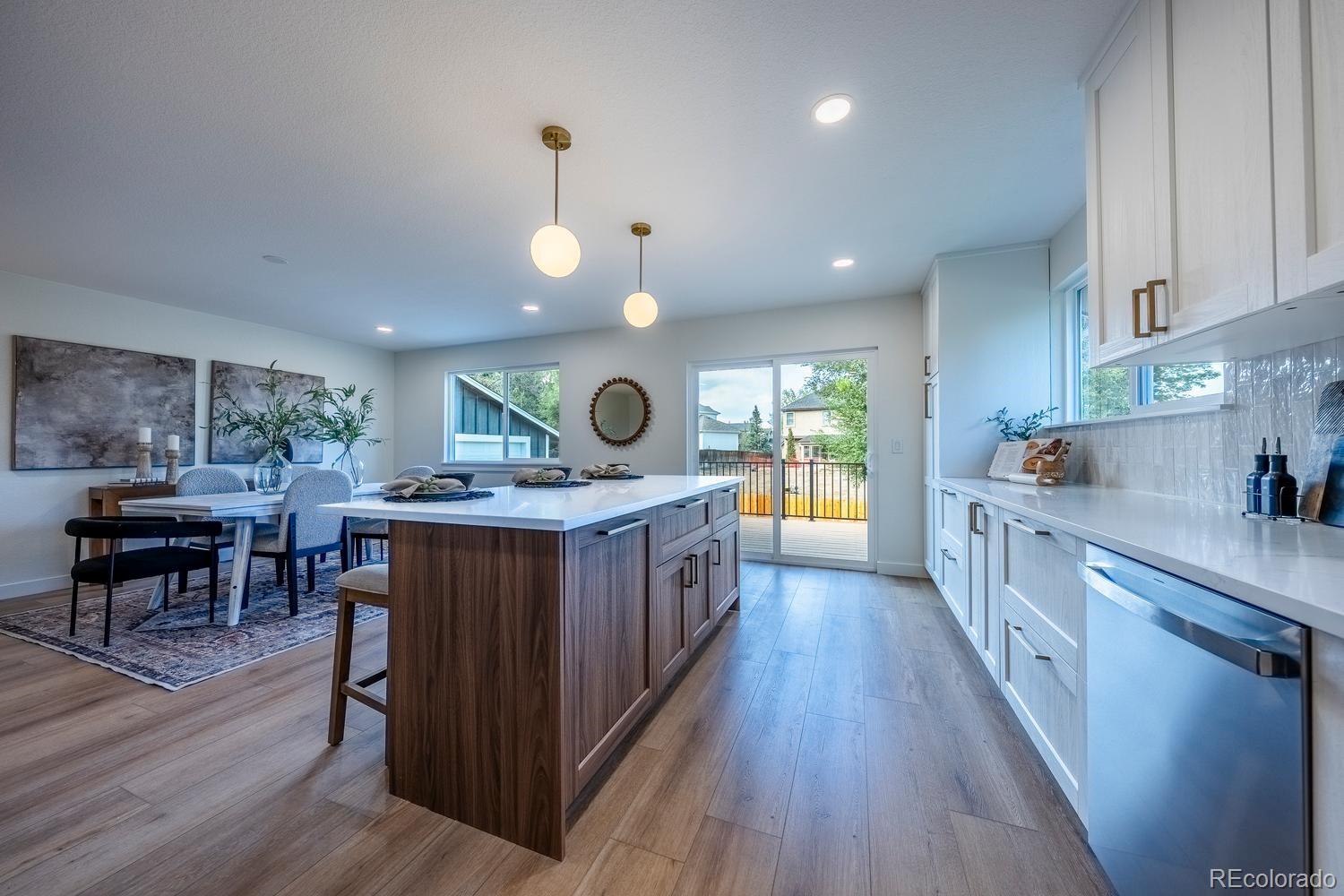 MLS Image #16 for 7019 w portland avenue,littleton, Colorado