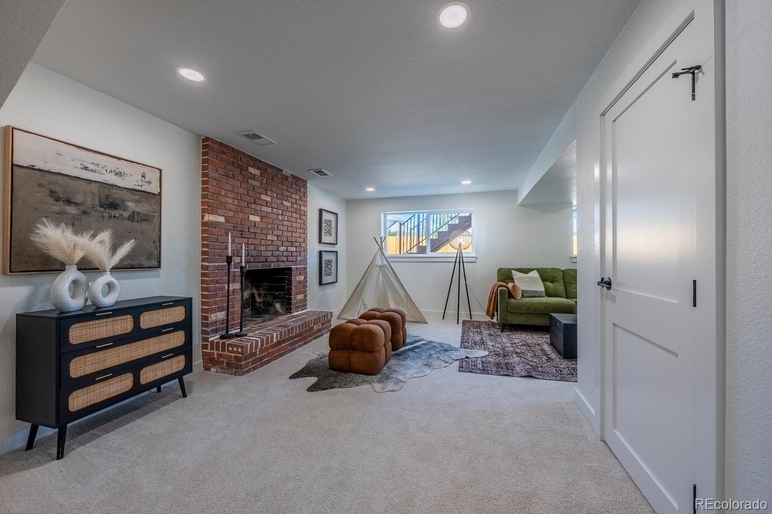MLS Image #22 for 7019 w portland avenue,littleton, Colorado