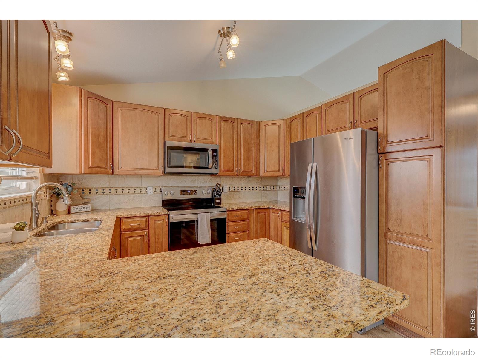 MLS Image #16 for 308  medinah avenue,johnstown, Colorado