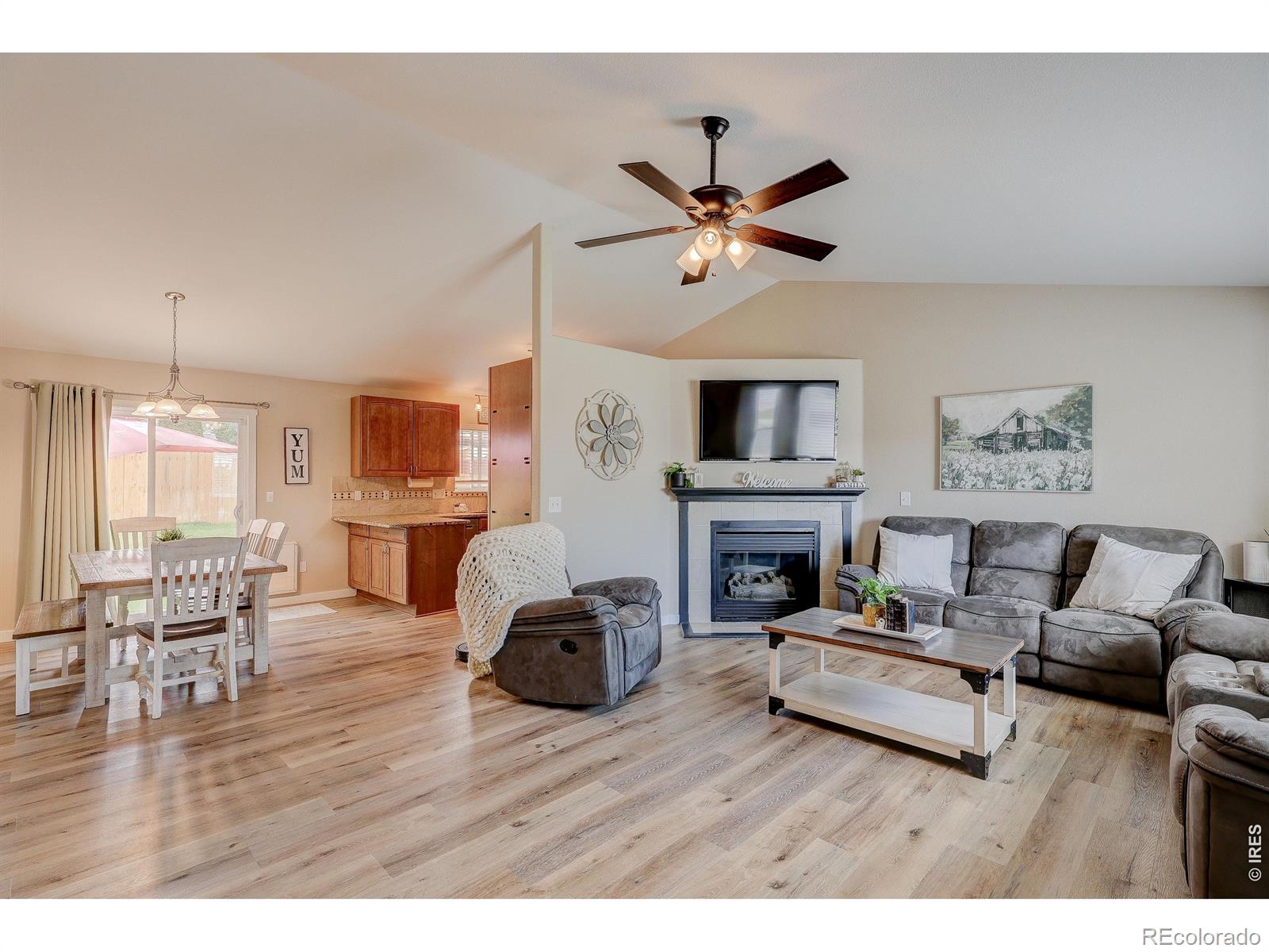 MLS Image #6 for 308  medinah avenue,johnstown, Colorado