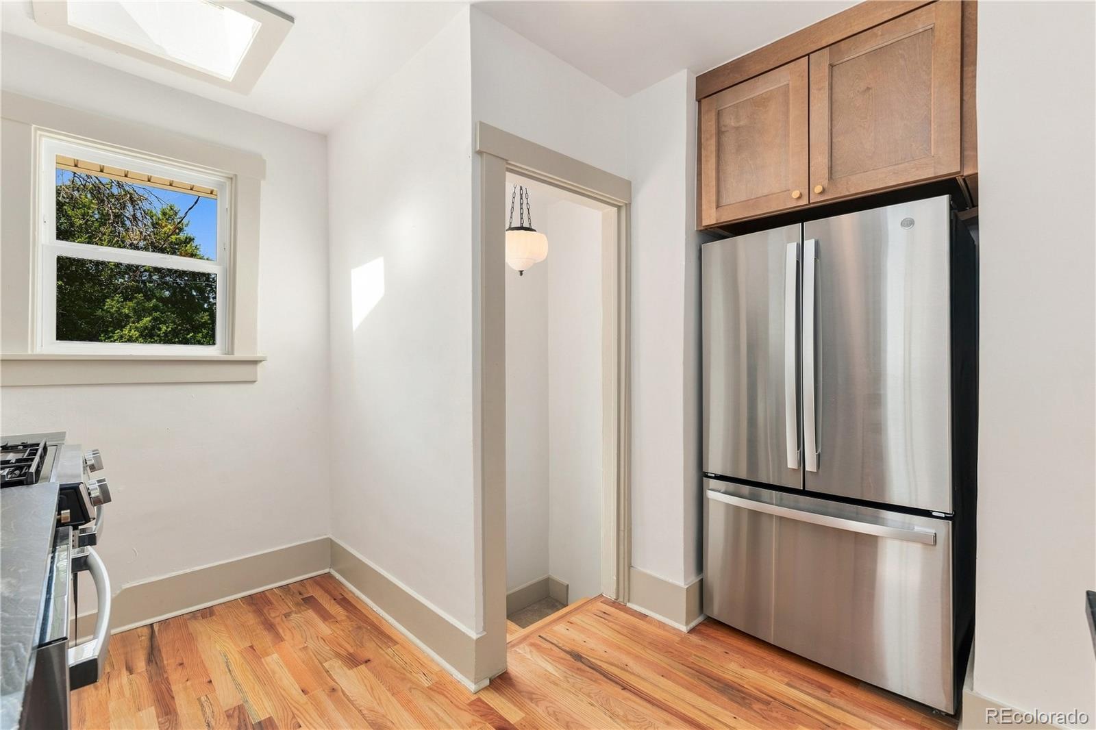 MLS Image #12 for 2589 n glencoe street,denver, Colorado