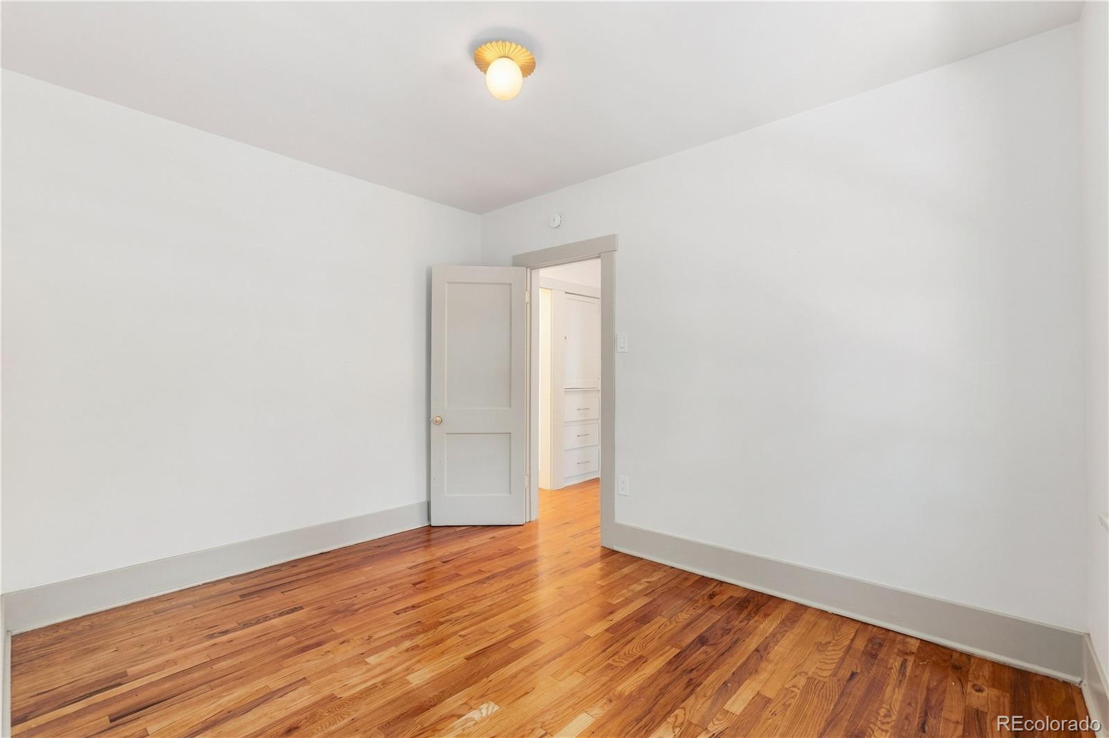 MLS Image #17 for 2589 n glencoe street,denver, Colorado