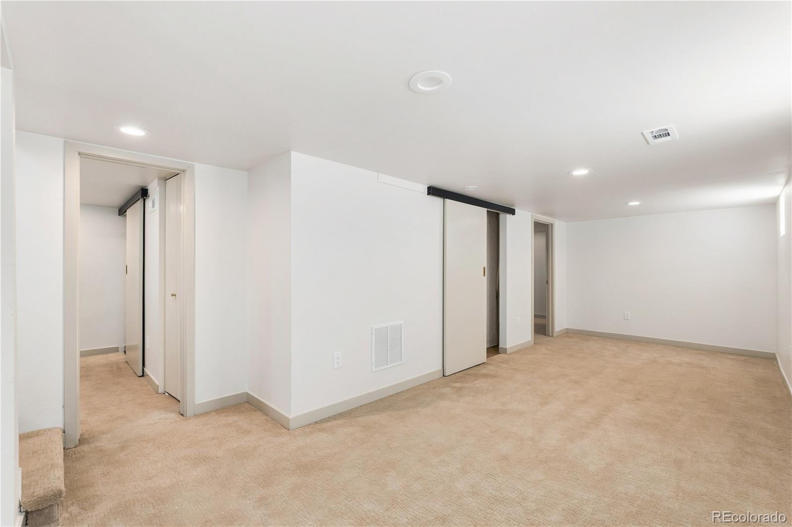 MLS Image #23 for 2589 n glencoe street,denver, Colorado
