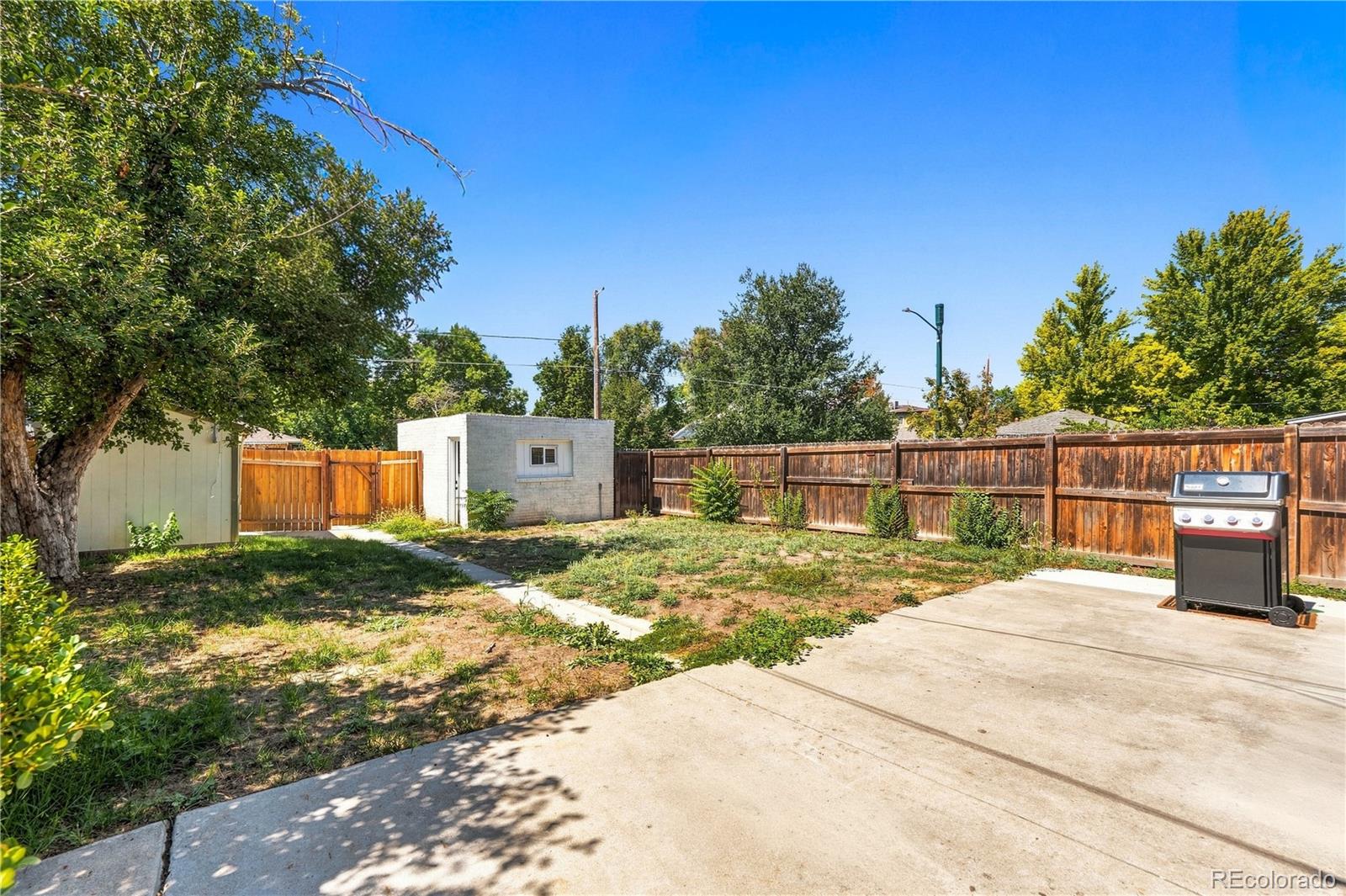MLS Image #36 for 2589 n glencoe street,denver, Colorado