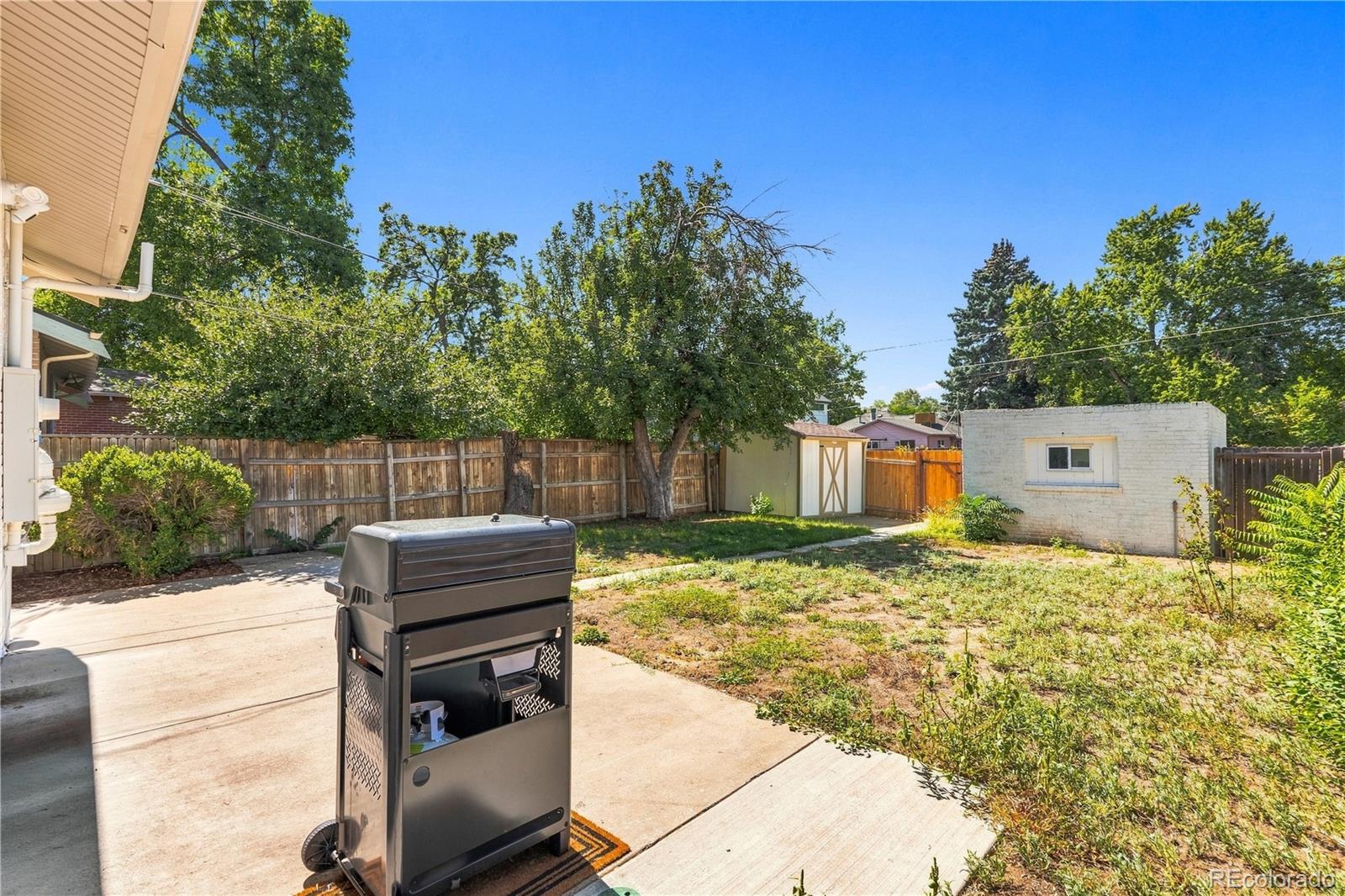 MLS Image #37 for 2589 n glencoe street,denver, Colorado