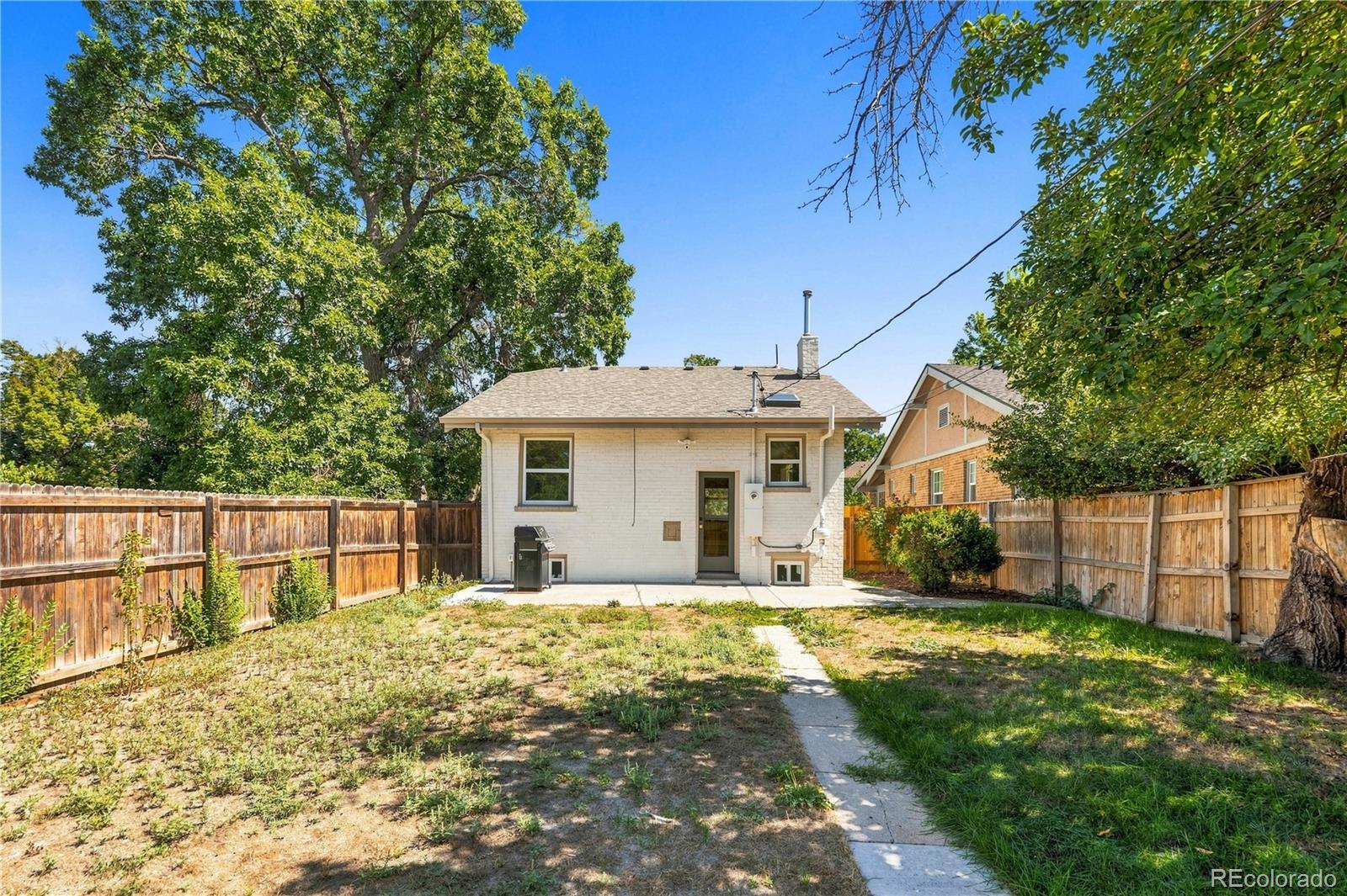 MLS Image #38 for 2589 n glencoe street,denver, Colorado