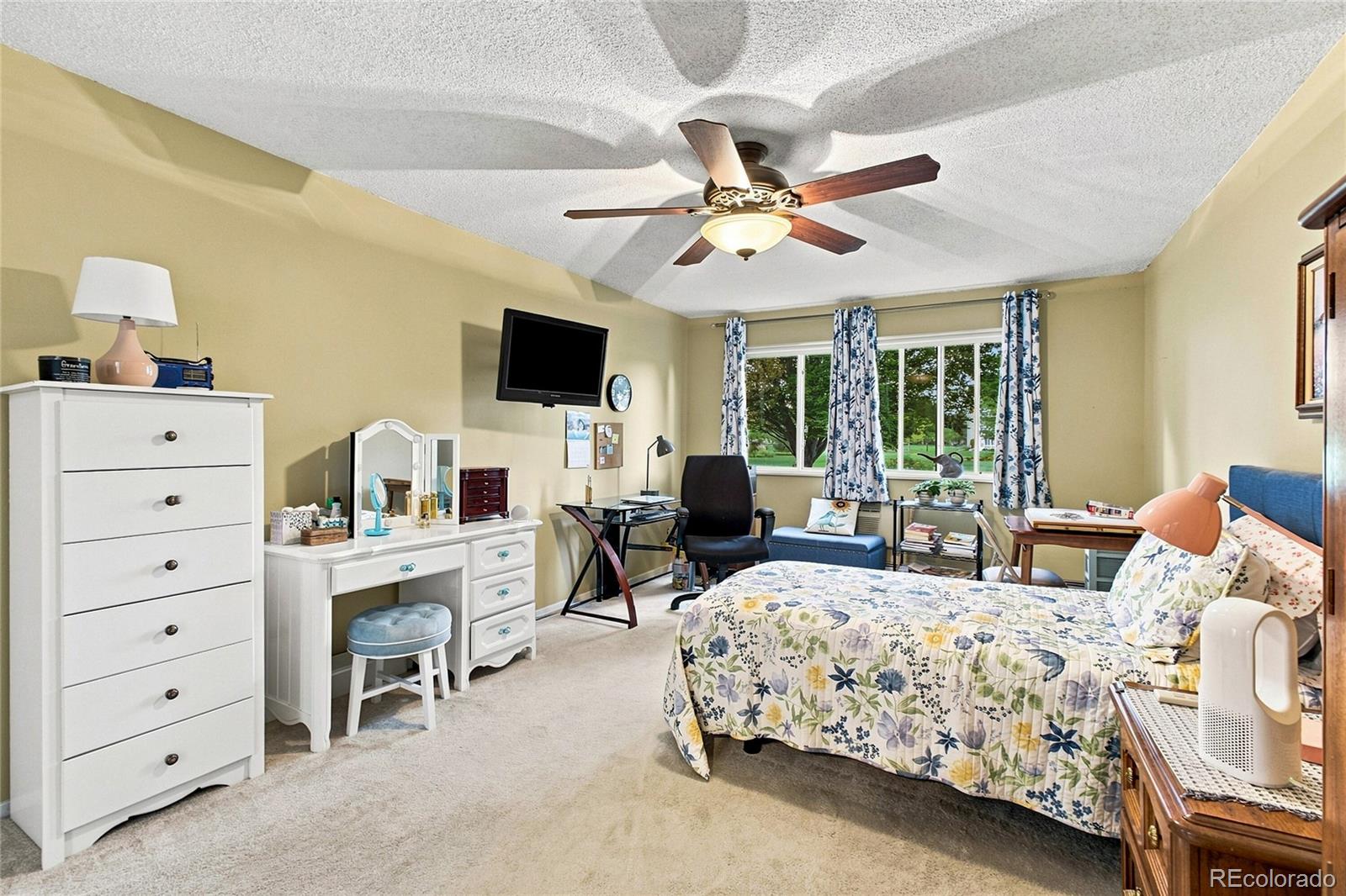 MLS Image #28 for 9360 e center avenue,denver, Colorado
