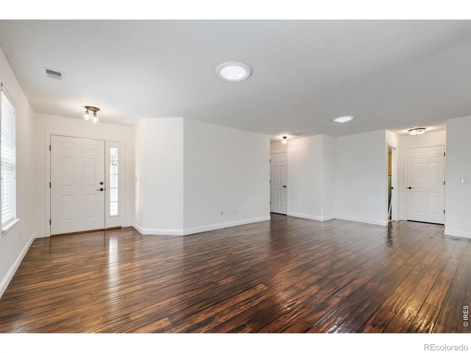 MLS Image #3 for 10488  mobile way,commerce city, Colorado