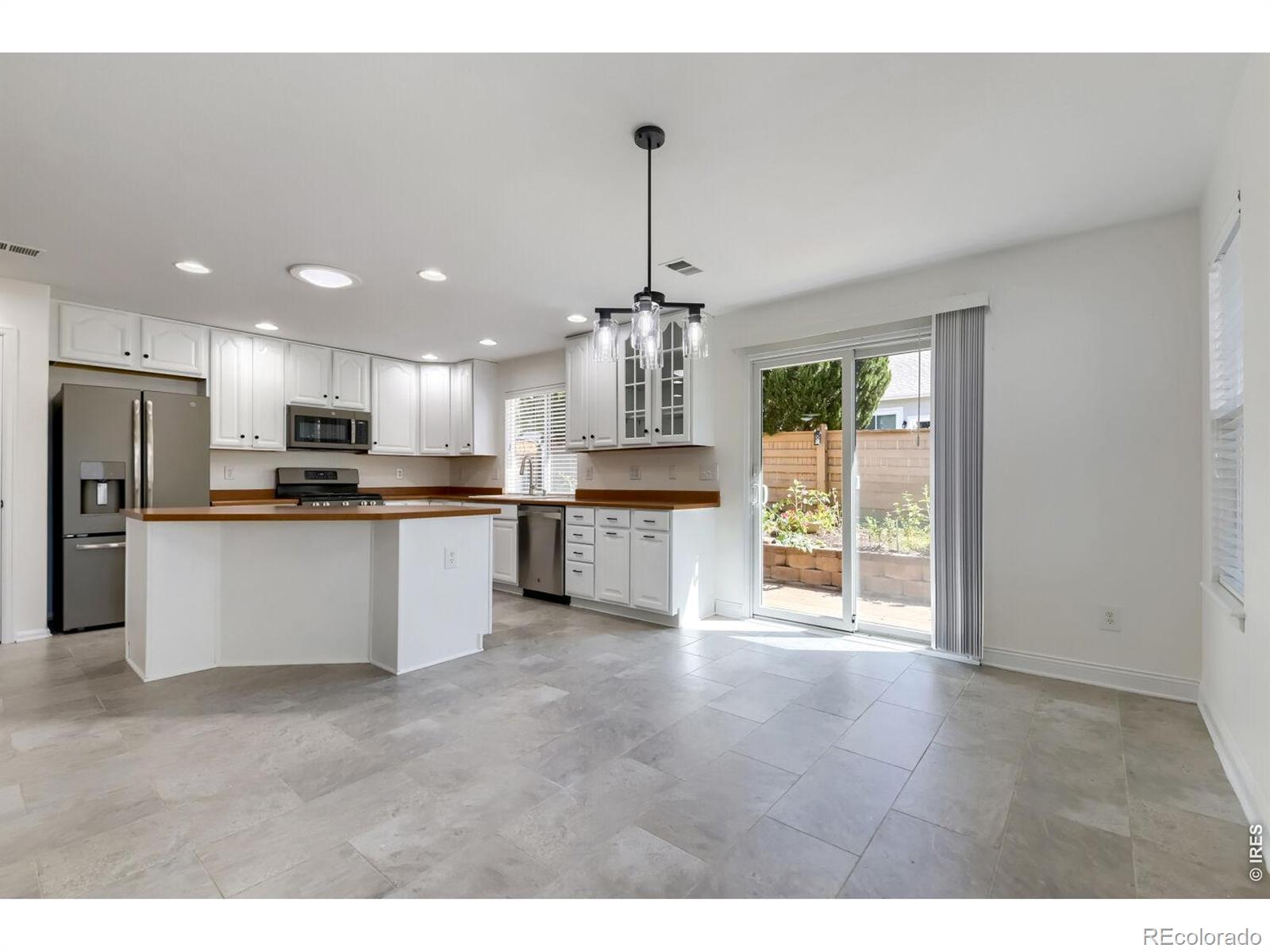 MLS Image #6 for 10488  mobile way,commerce city, Colorado