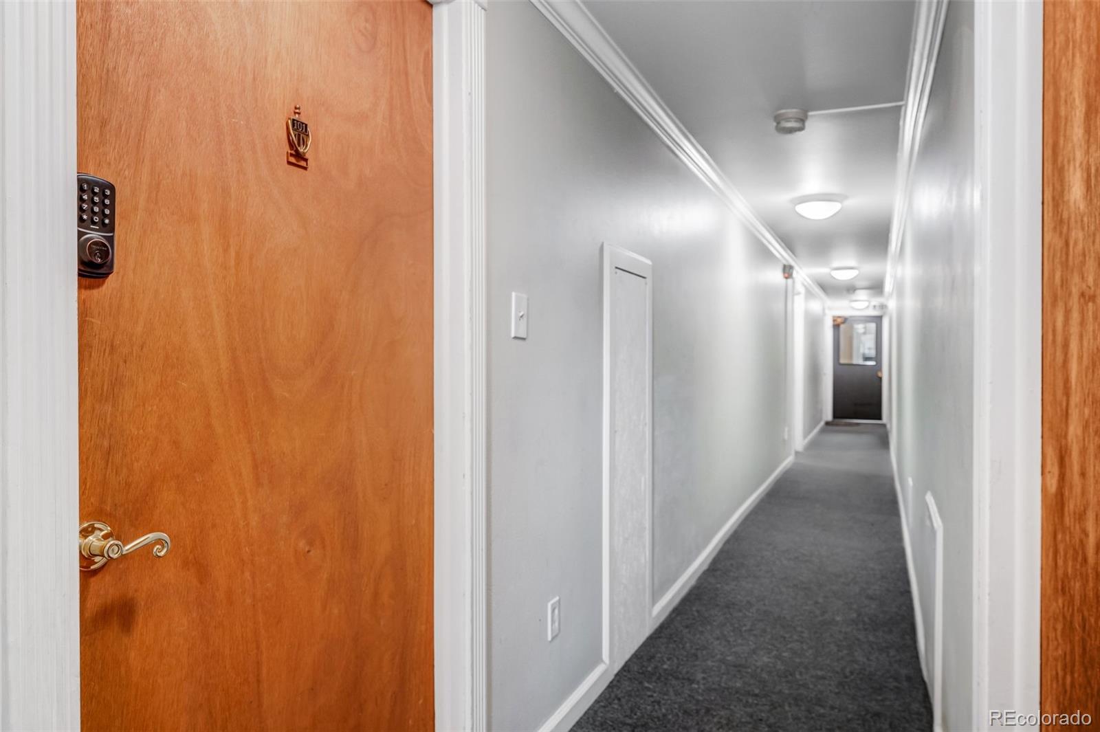 MLS Image #12 for 1 s pennsylvania street,denver, Colorado
