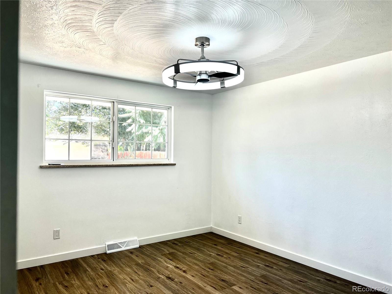 MLS Image #12 for 1921 s carr street,denver, Colorado