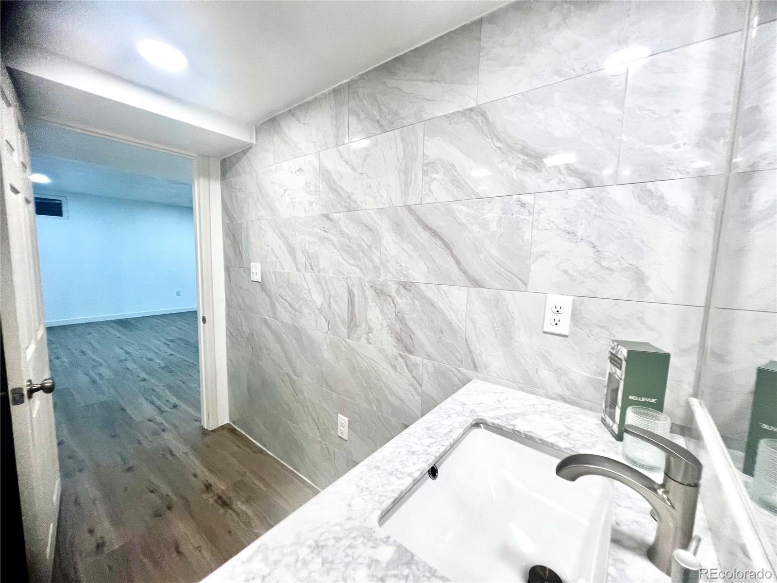 MLS Image #23 for 1921 s carr street,denver, Colorado