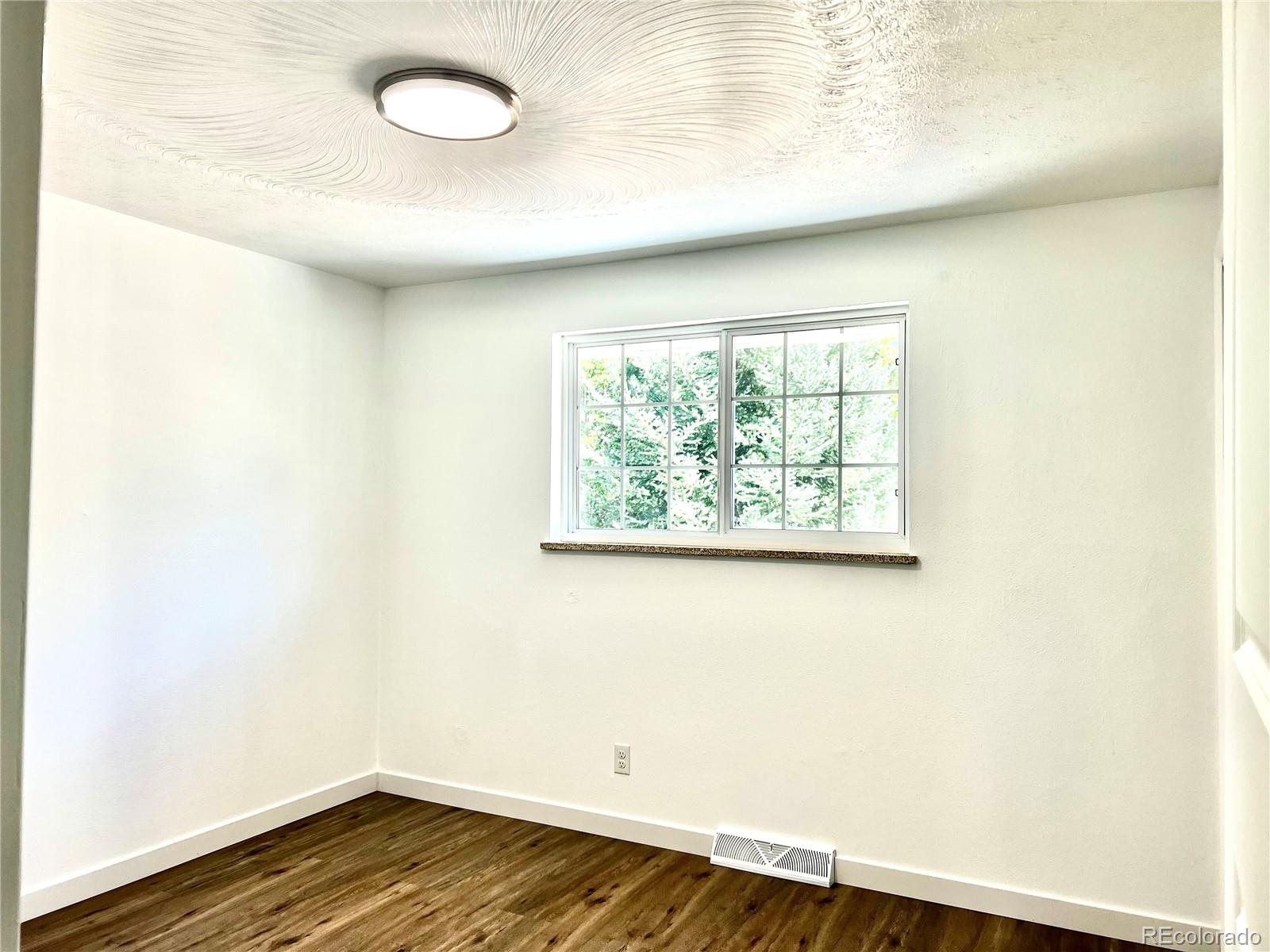 MLS Image #6 for 1921 s carr street,denver, Colorado
