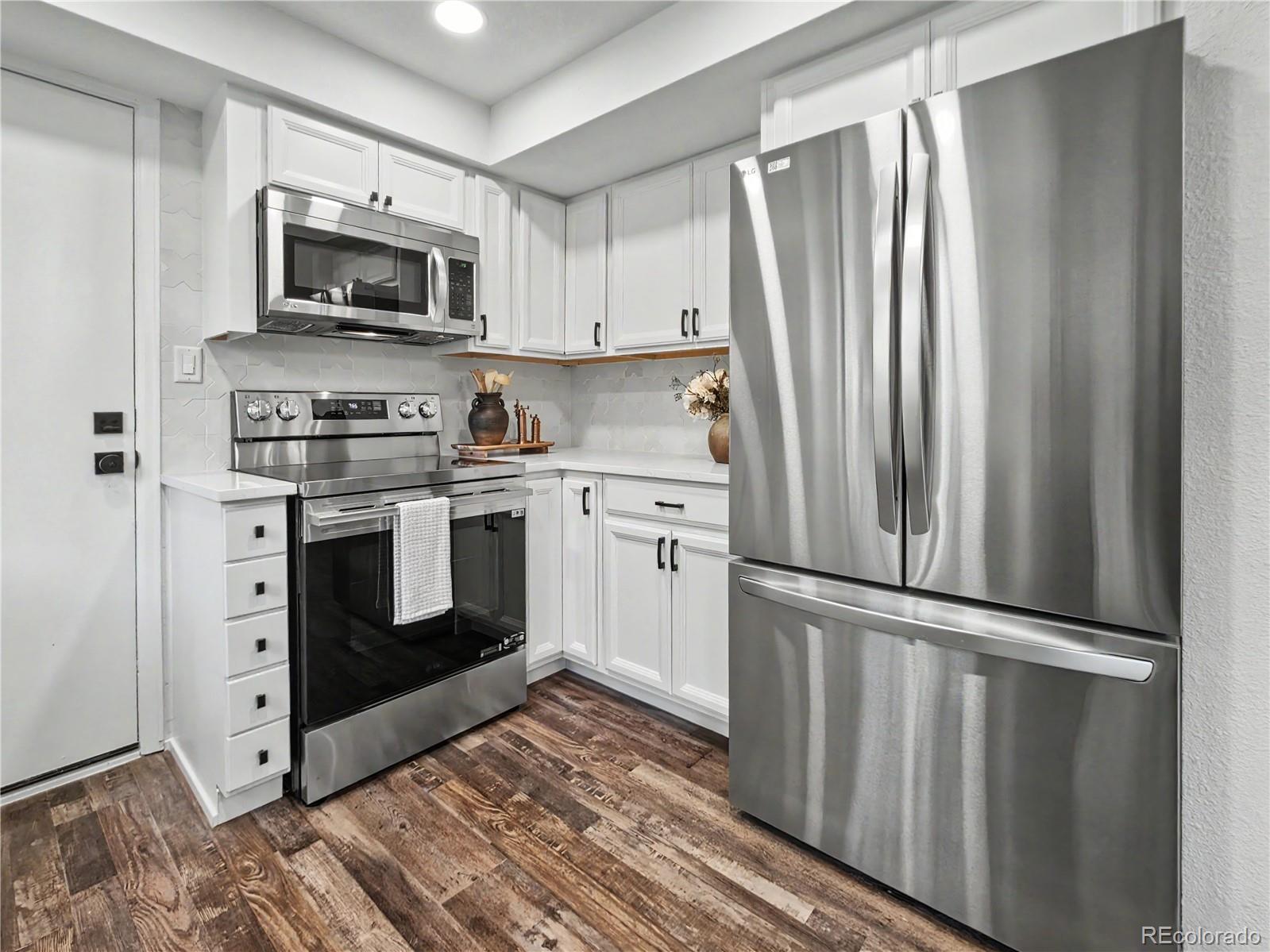 MLS Image #9 for 11210 w powers avenue,littleton, Colorado