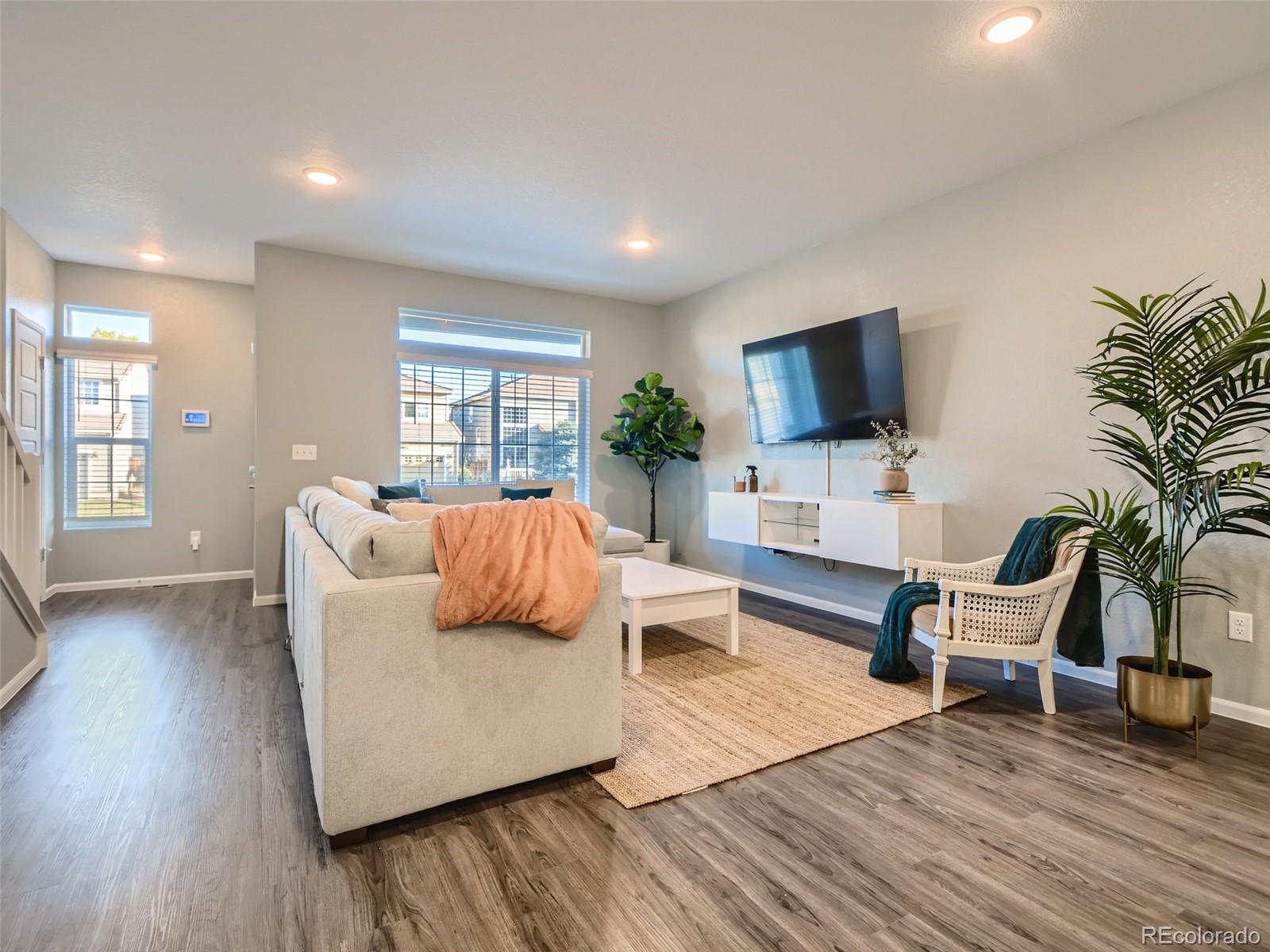 MLS Image #4 for 20000 e 40th avenue,denver, Colorado